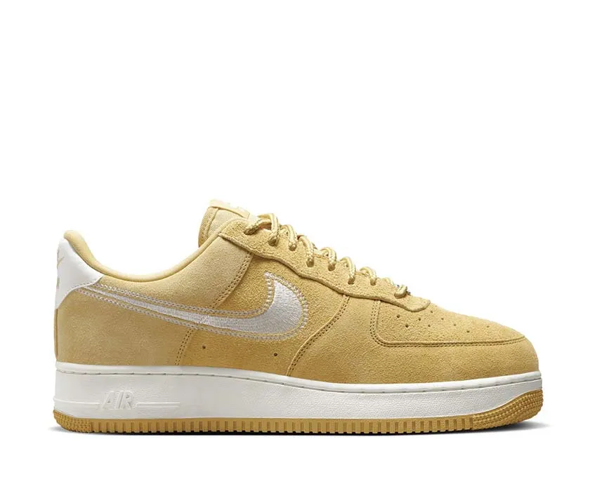 Glide Step Alley Run Nike Air Force 1 '07 LV8 "Buff Gold"