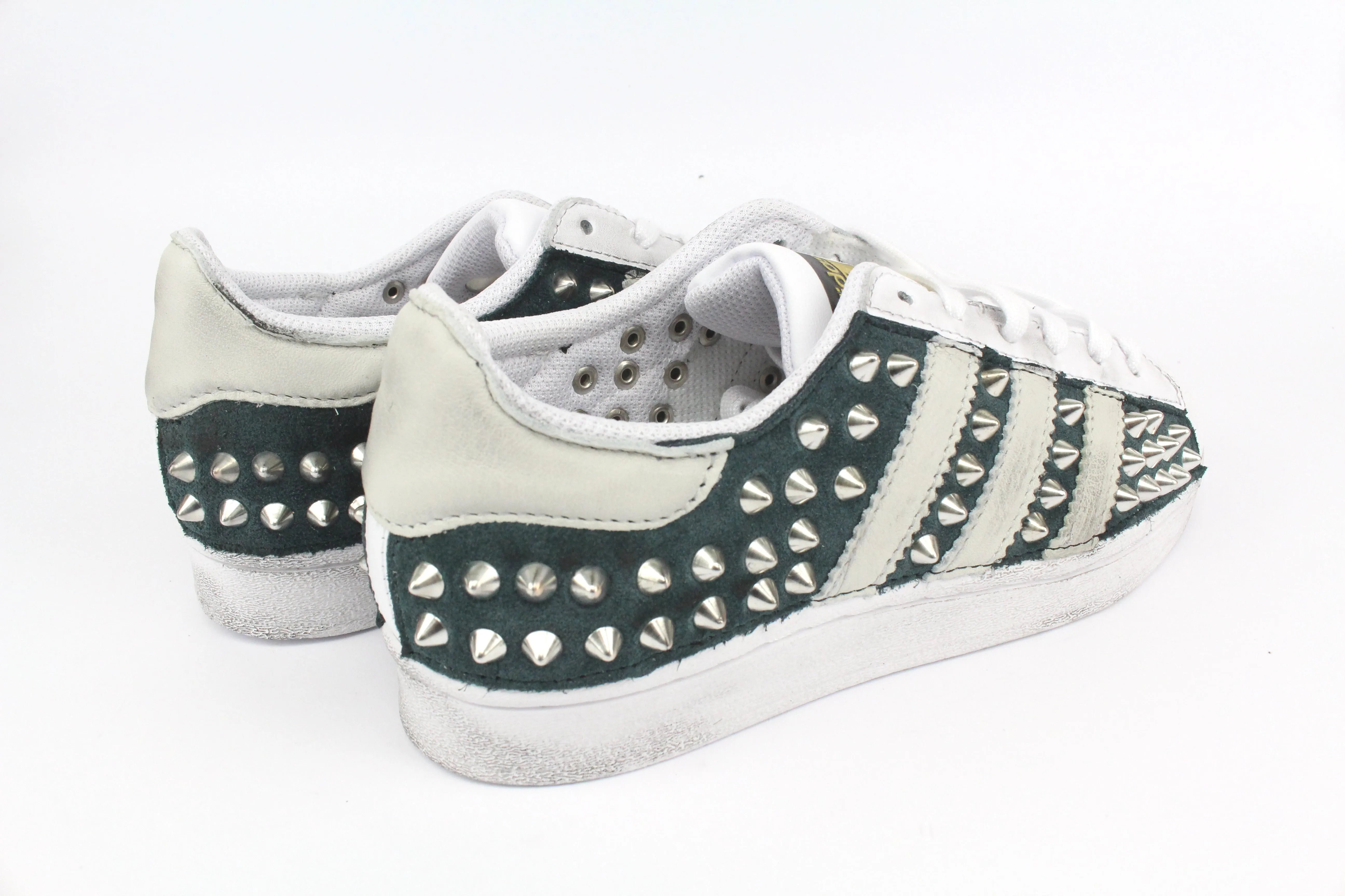 Date Outfit Adidas Superstar Total Camoscio & Borchie