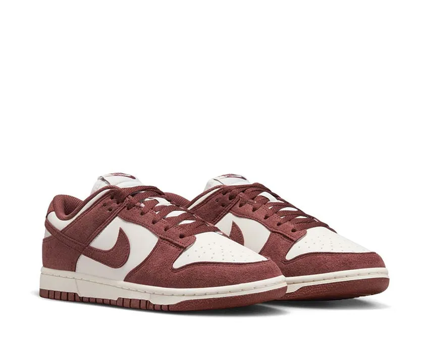 Nike Dunk Low W "Red Sepia" Flex Motion