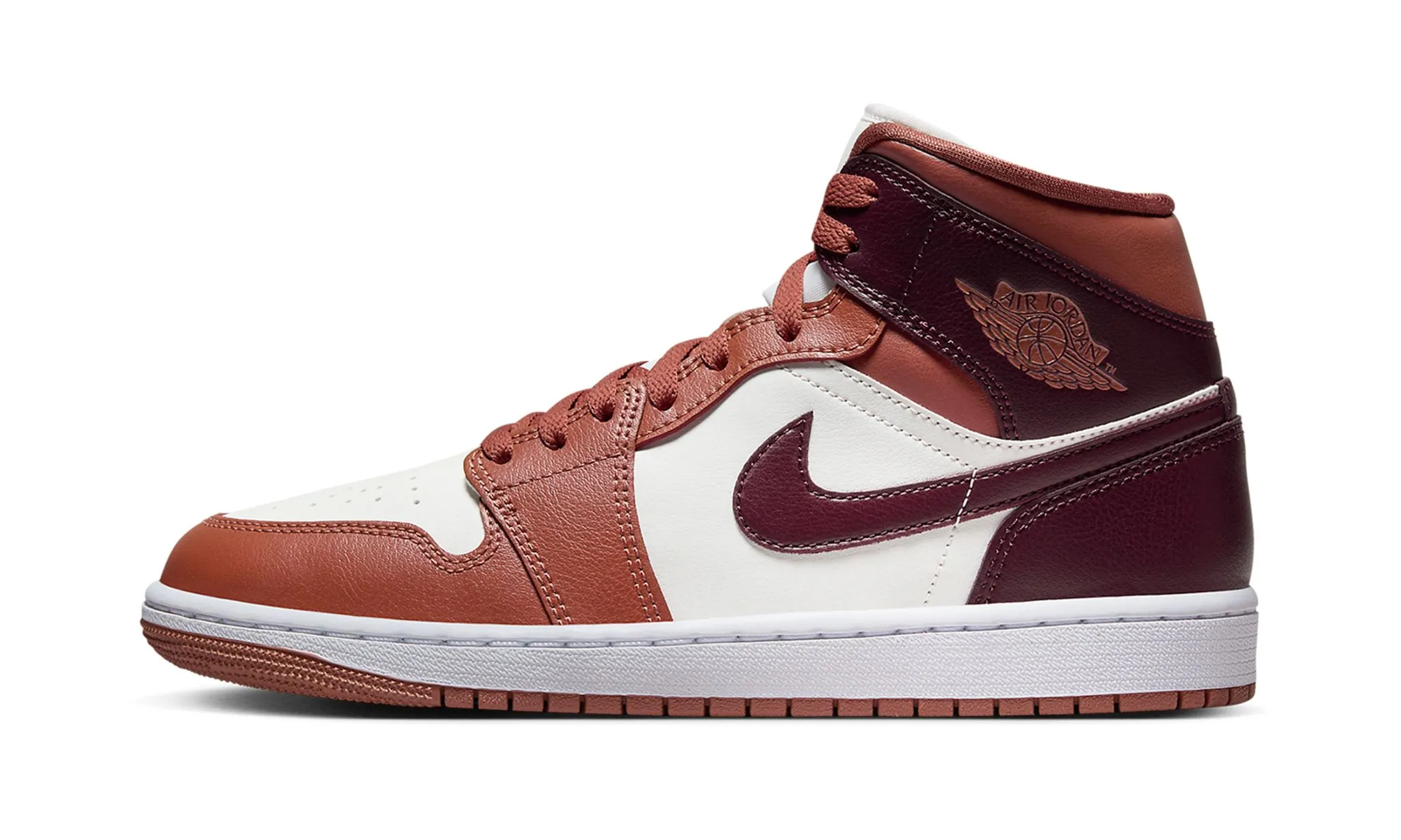 Wmns Air Jordan 1 Mid 'Dusty Peach' New York Coast Jog