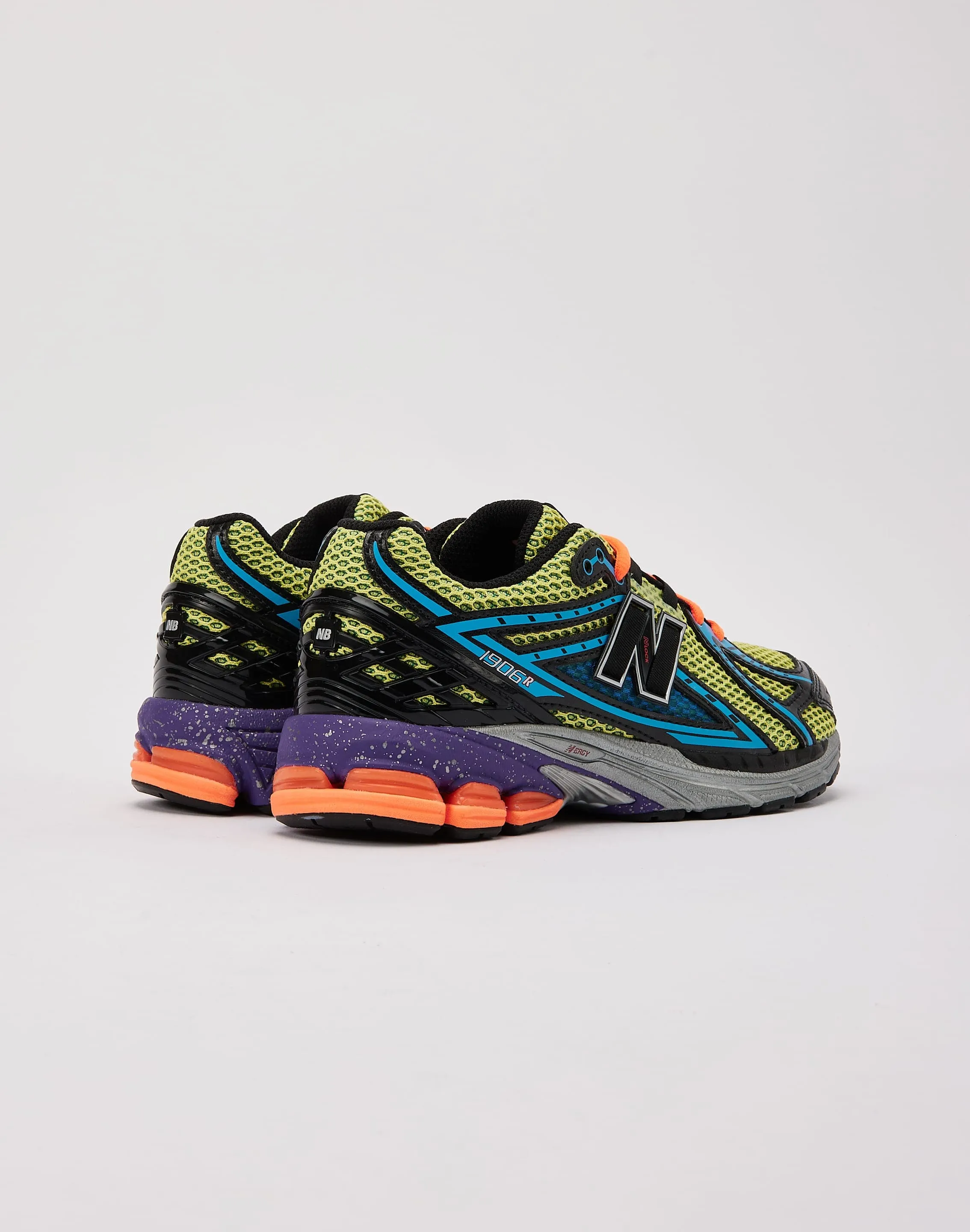 Outing Ready New Balance 1906R 'Starry Nights' Grade-School
