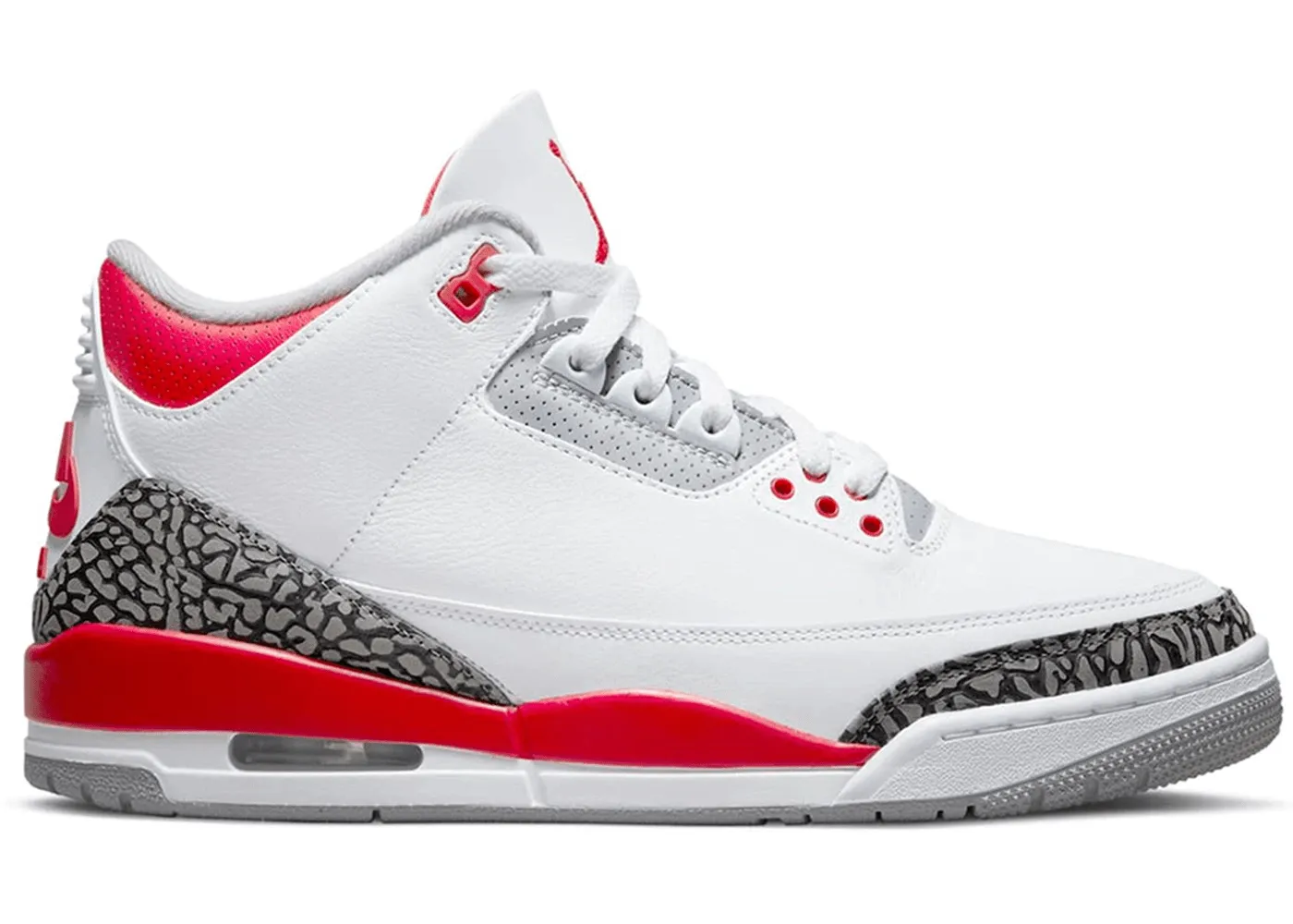 daily life Jordan 3 Retro Fire Red (2022)