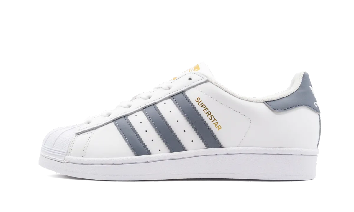 Superstar Foundation GS "White Onix" Fashion-Forward Look Quick Comfort