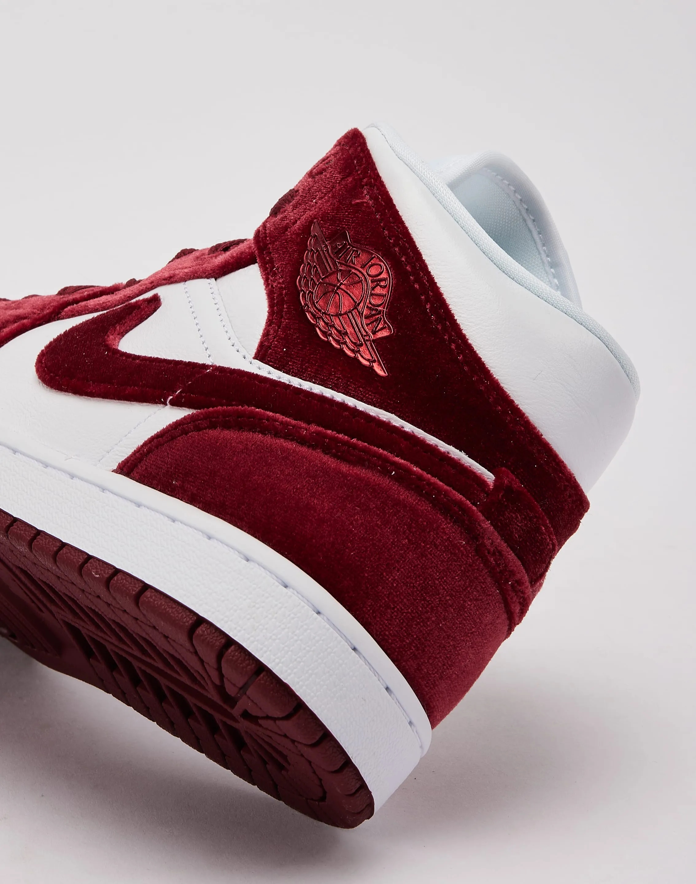 Quick Pack Dock Easy Jordan Air Jordan 1 Mid SE