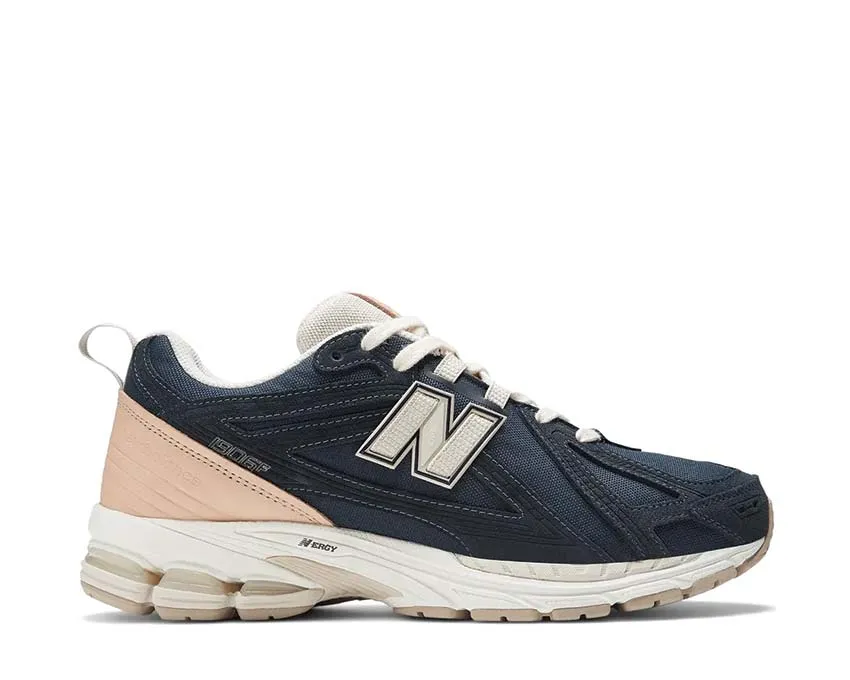 New Balance 1906 indoor mode Walk Around