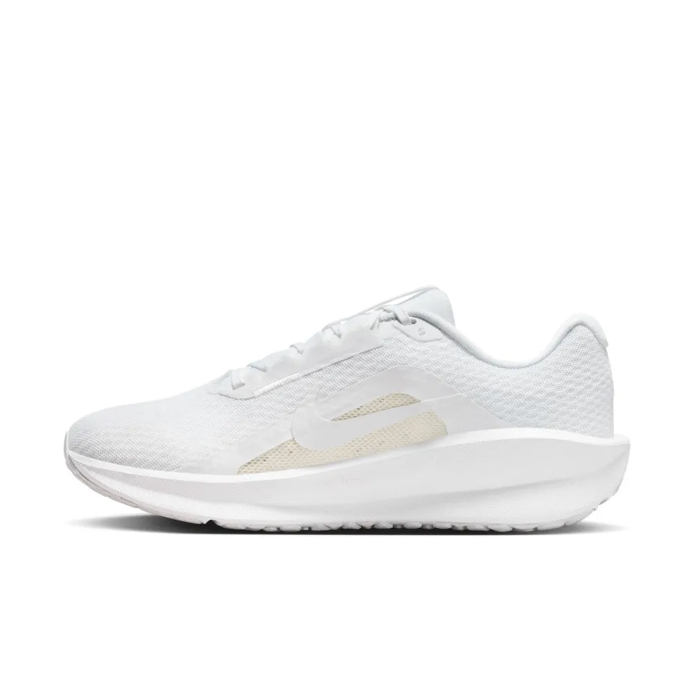 running in a arch bridge area shoes Downshifter 13 Road Running Shoes