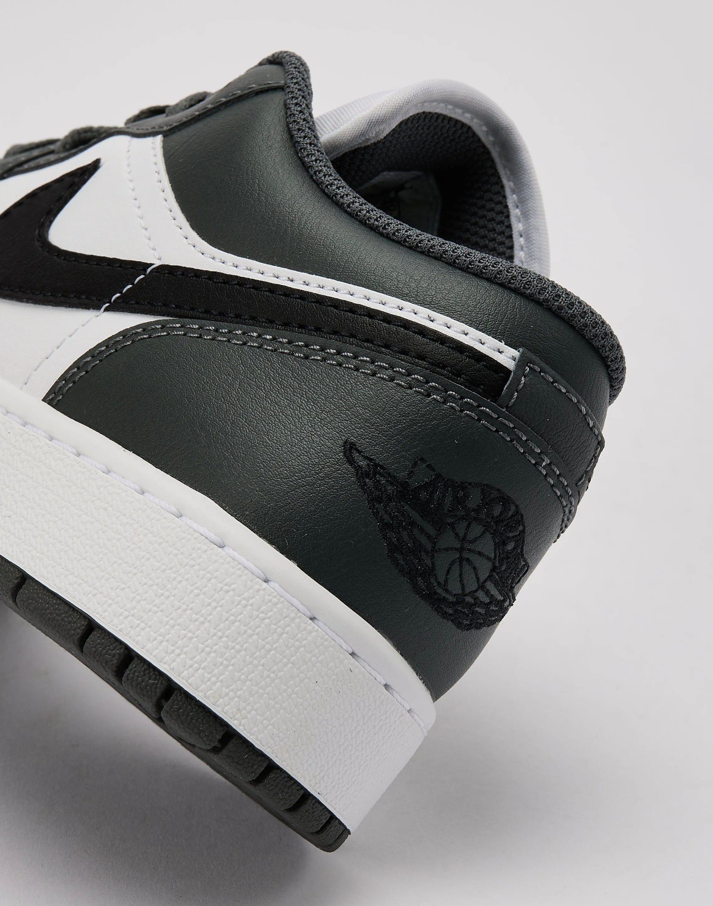 Dad Pick Hiking Mood Jordan Air Jordan 1 Low Grade-School
