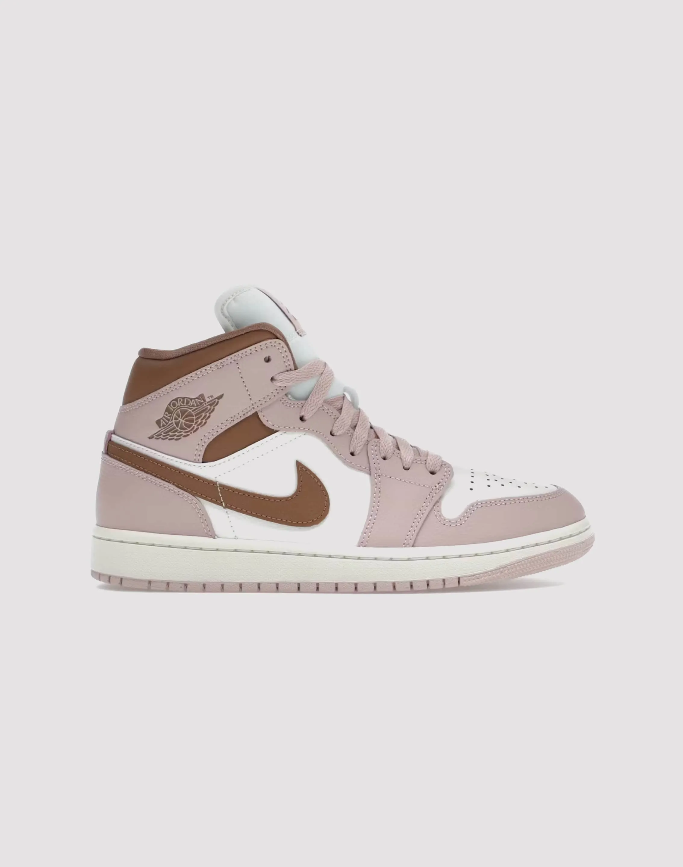 Summer cool Grace Walk Jordan Air Jordan 1 Mid