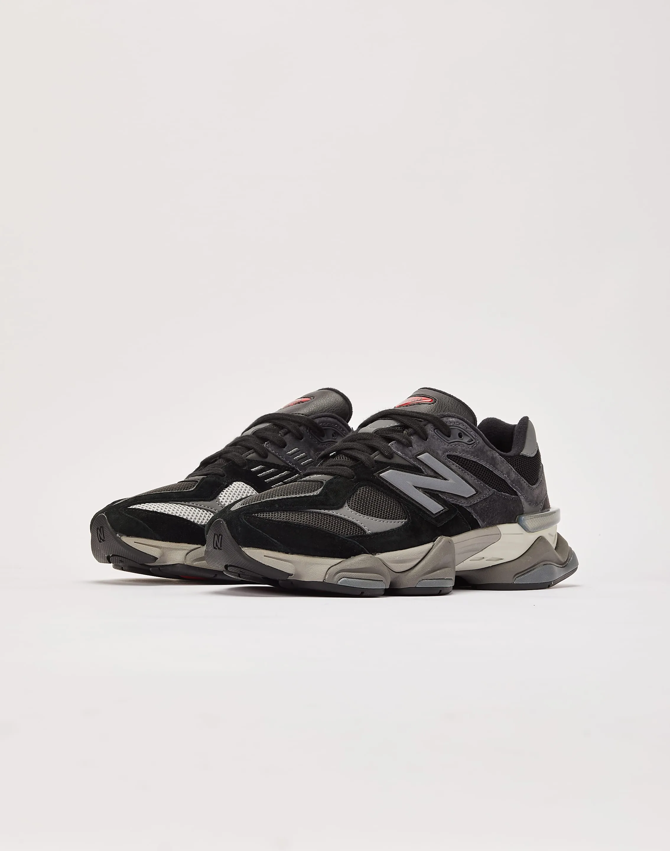 On The Move New Balance 9060
