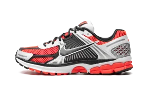 Zoom Vomero 5 SE "Bright Crimson" running for a change