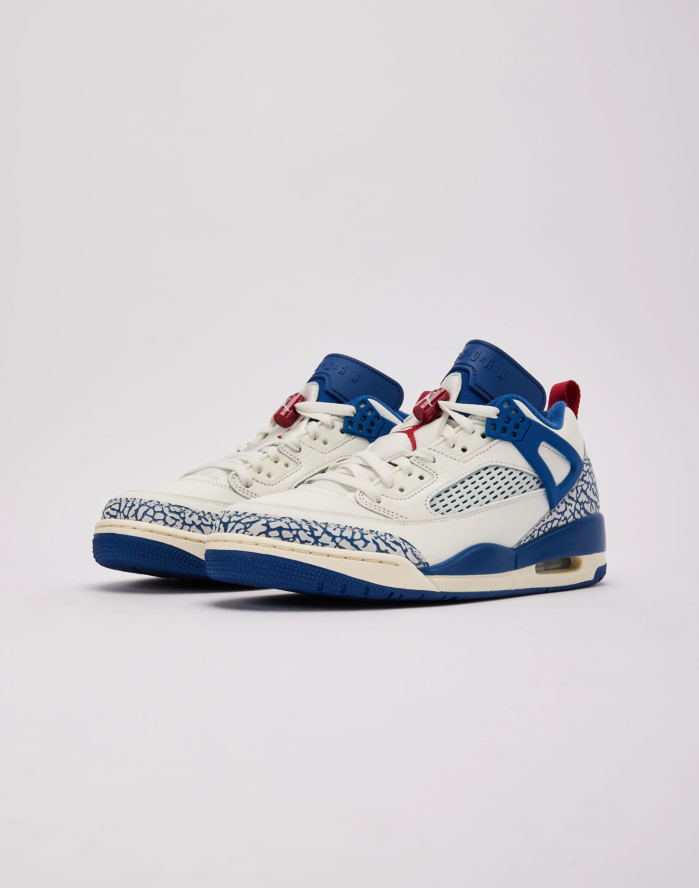 Jordan Spizike Low Airy Design