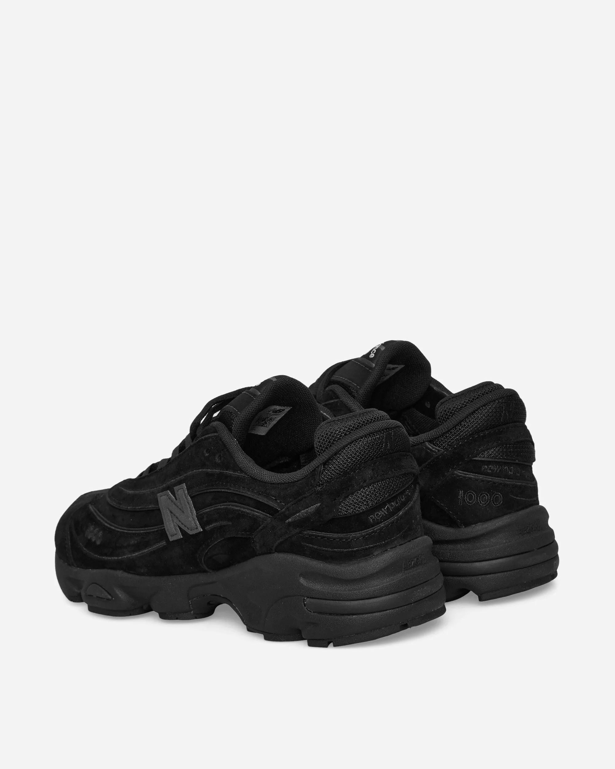 1000 Sneakers Triple Black Cool Tone Velvet Rich
