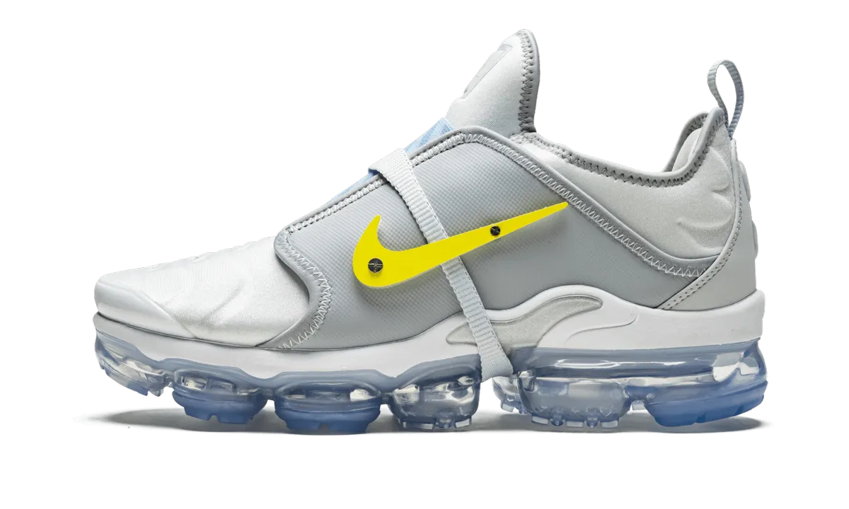 material - innovation anatomical - shape shoes Air VaporMax Plus "On Air - Paris Works In Progress"