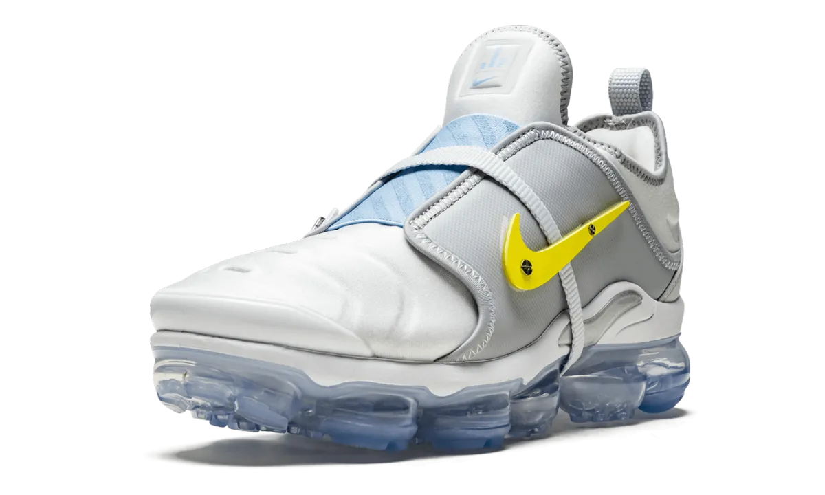 Odor-resistant Agility - improving Air VaporMax Plus "On Air - Paris Works In Progress"