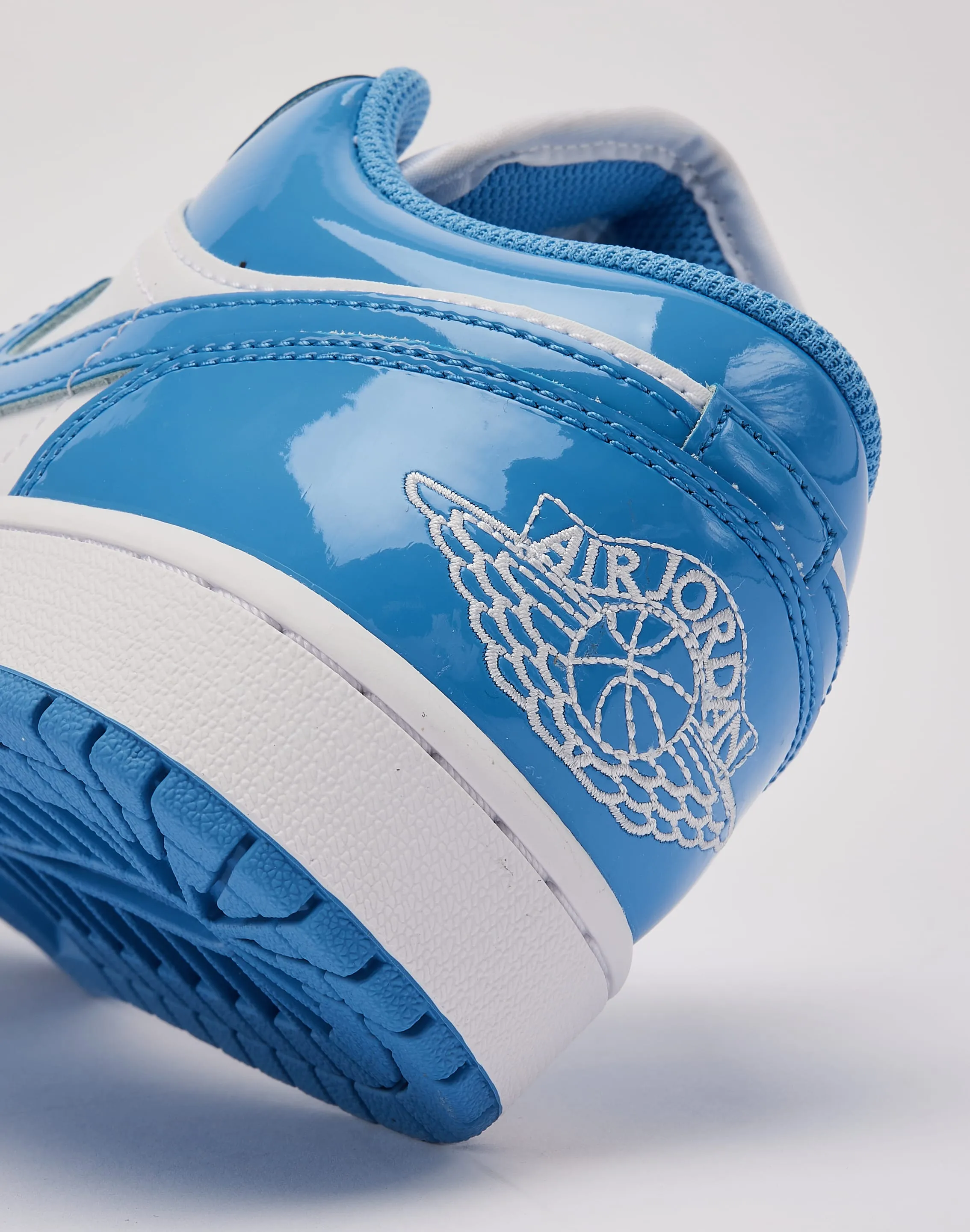 Pair Quick Jordan Air Jordan 1 Low SE