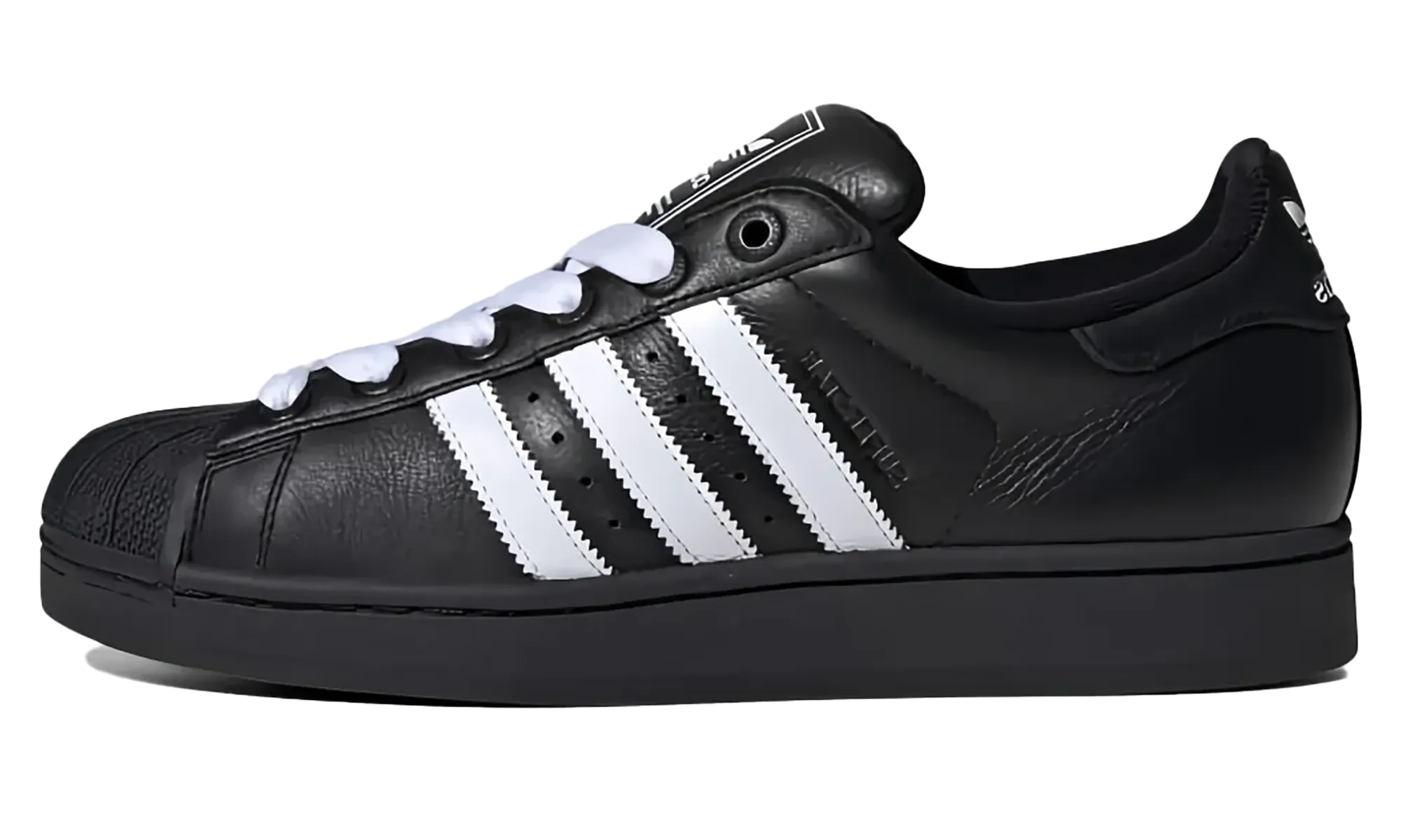 Superstar II "Core Black White Core Black" Training Ease Route Step