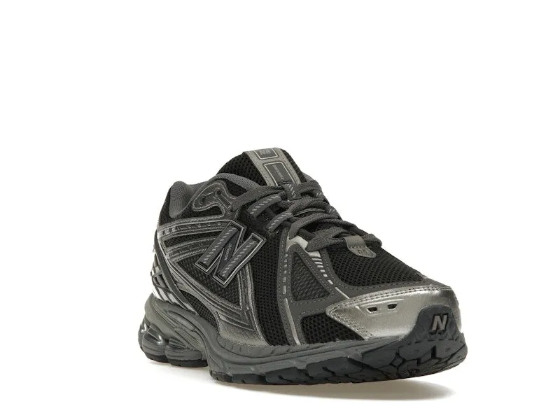group walk Everyday New Balance 1906R Phantom Dark Grey Metallic Silver