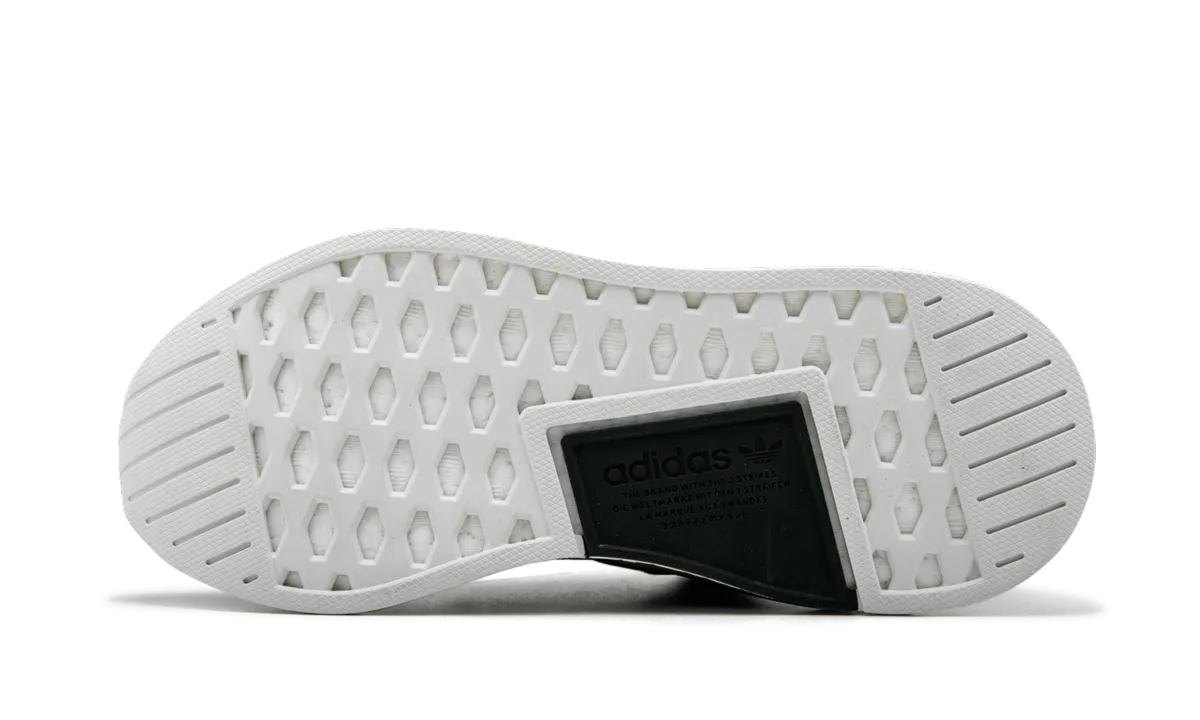 Free Move NMD_R2 WMNS