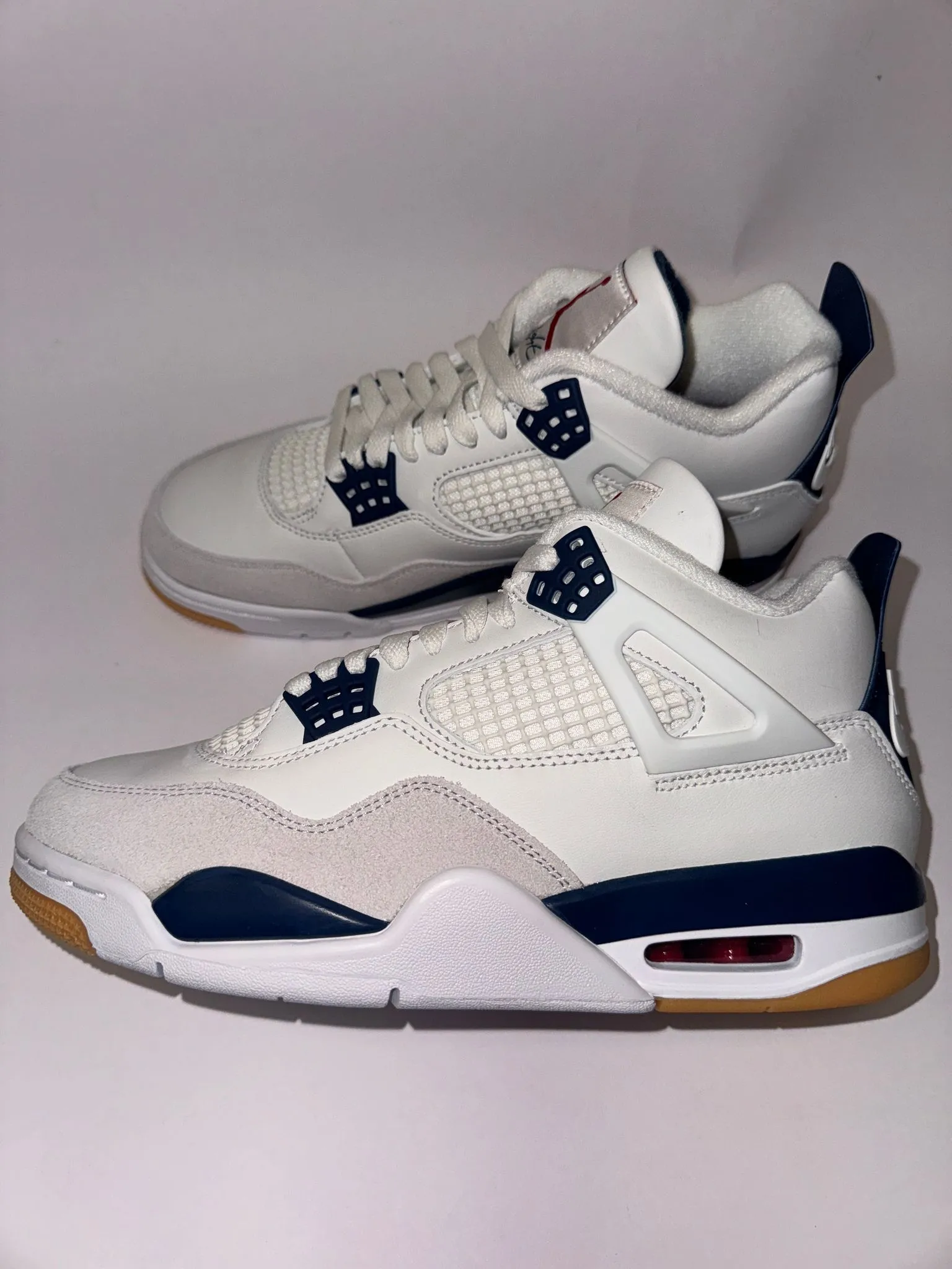 Wide Step Jordan 4 Retro SB "Navy"