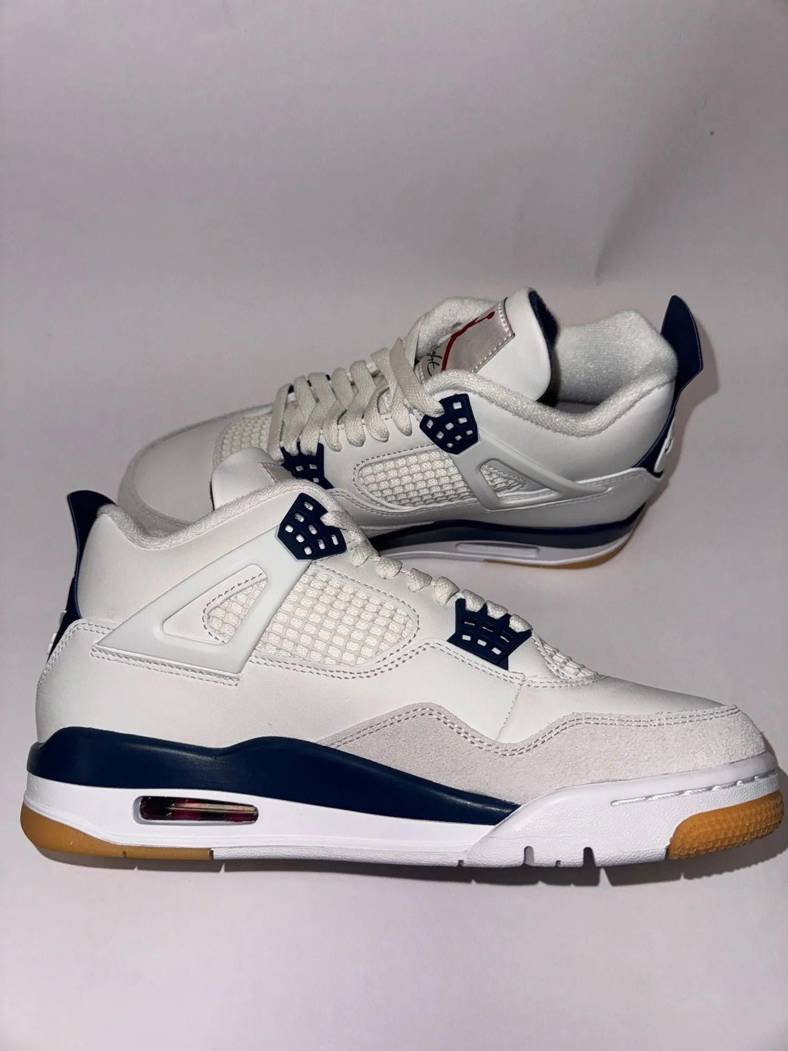 Fashionable Comfort Jordan 4 Retro SB "Navy"