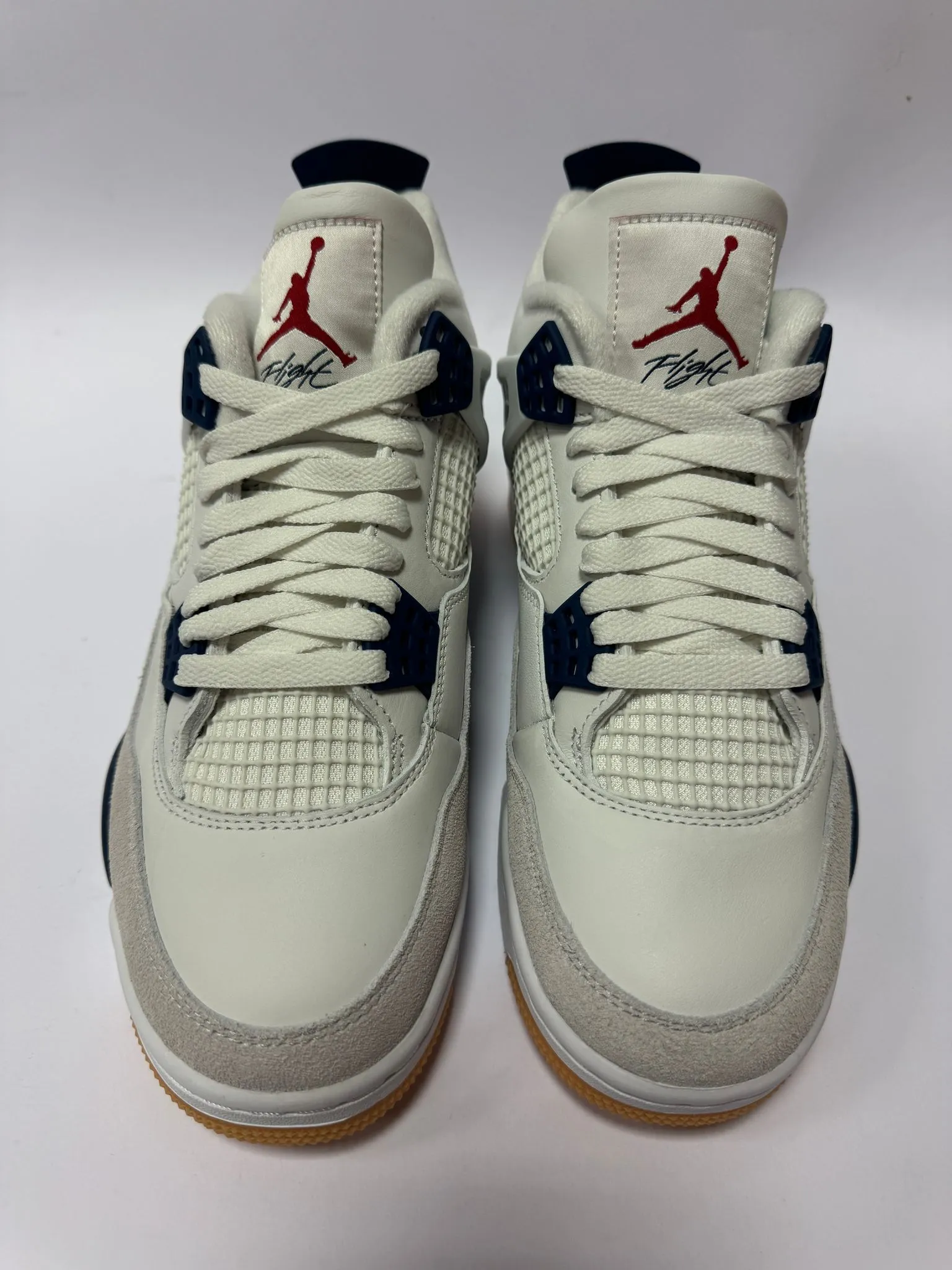 Feel Fresh Jordan 4 Retro SB "Navy"