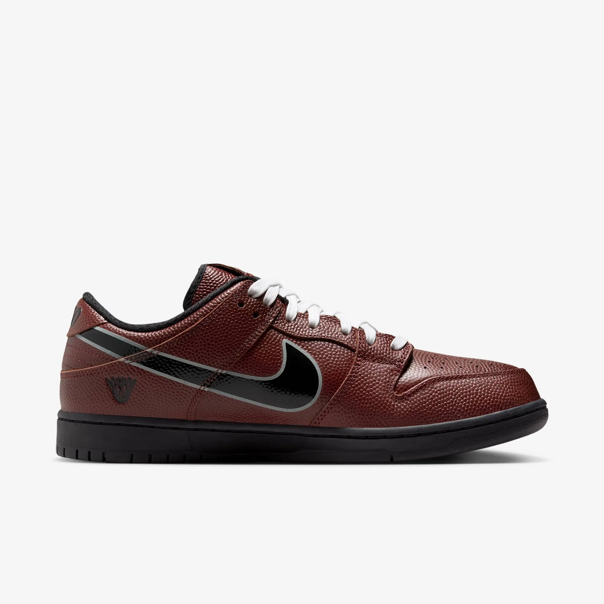 *PRE-ORDER* (Men's) Nike SB Dunk Low Pro QS x Limosine Skateboards 'Limo / Pebbled Football Leather' (2025) HJ4131-200 Ride Friendly Run Around