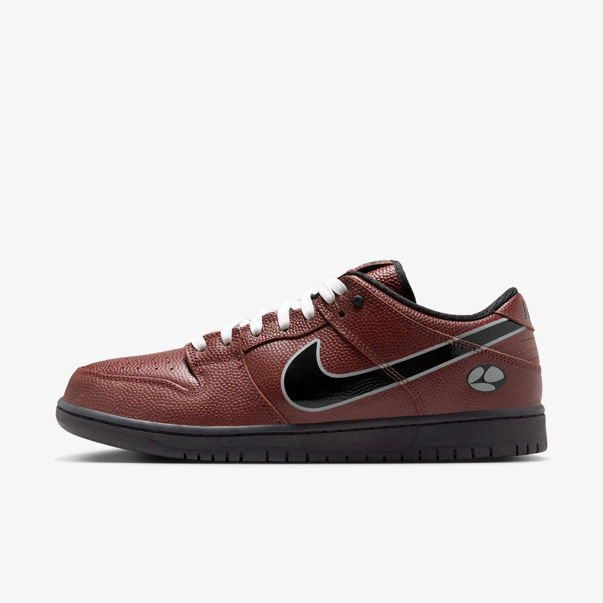 *PRE-ORDER* (Men's) Nike SB Dunk Low Pro QS x Limosine Skateboards 'Limo / Pebbled Football Leather' (2025) HJ4131-200 Neat Style