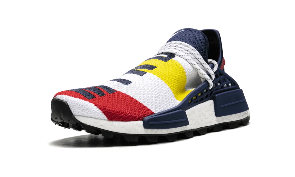 Effortless Look Parkour Step NMD Humanrace Trail "Pharrell Williams X Billionaire Boys Club - Heart and Mind Multicolor"