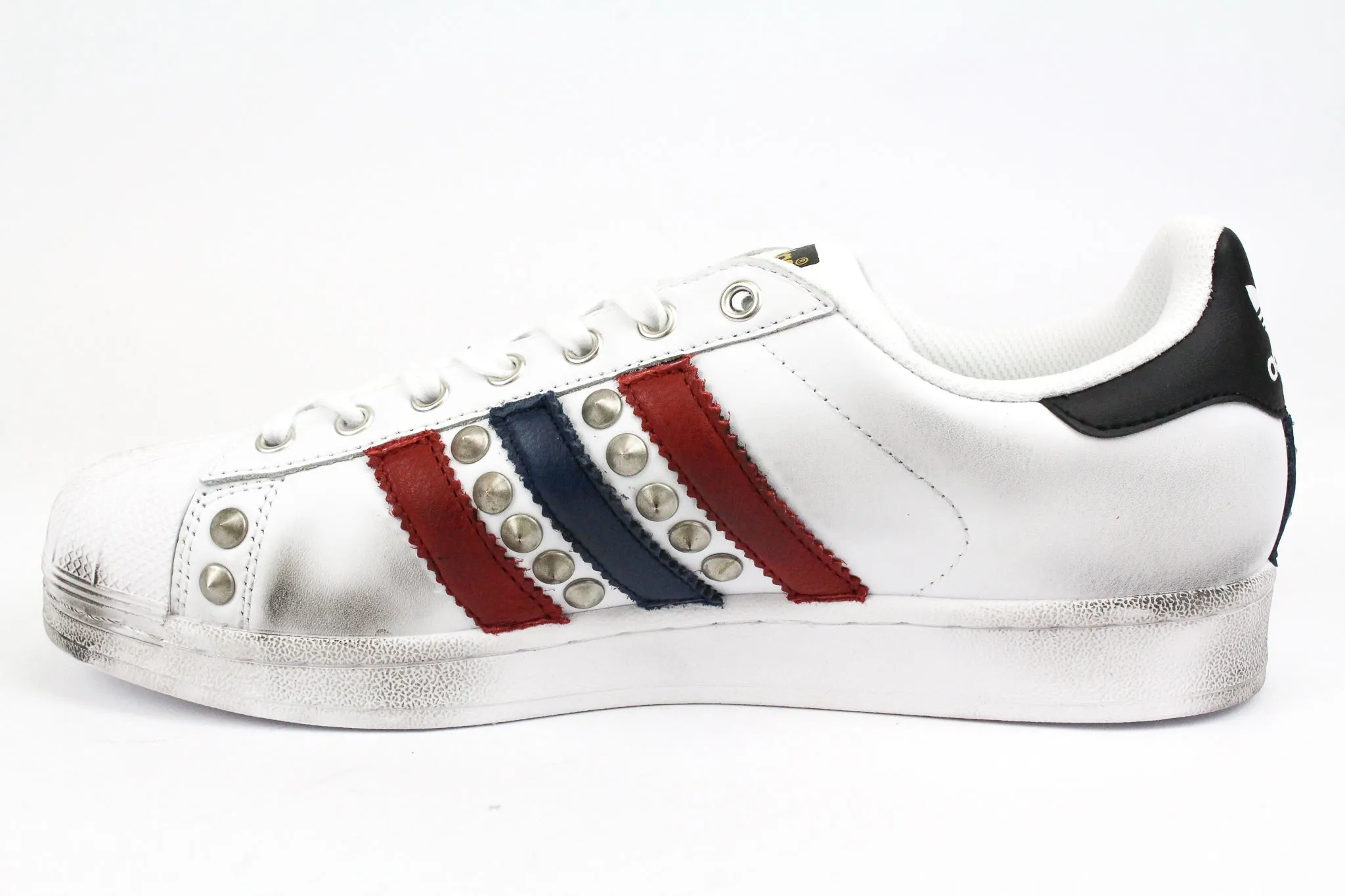 Break Run Relax Wear Adidas Superstar Blue/Red & Borchie