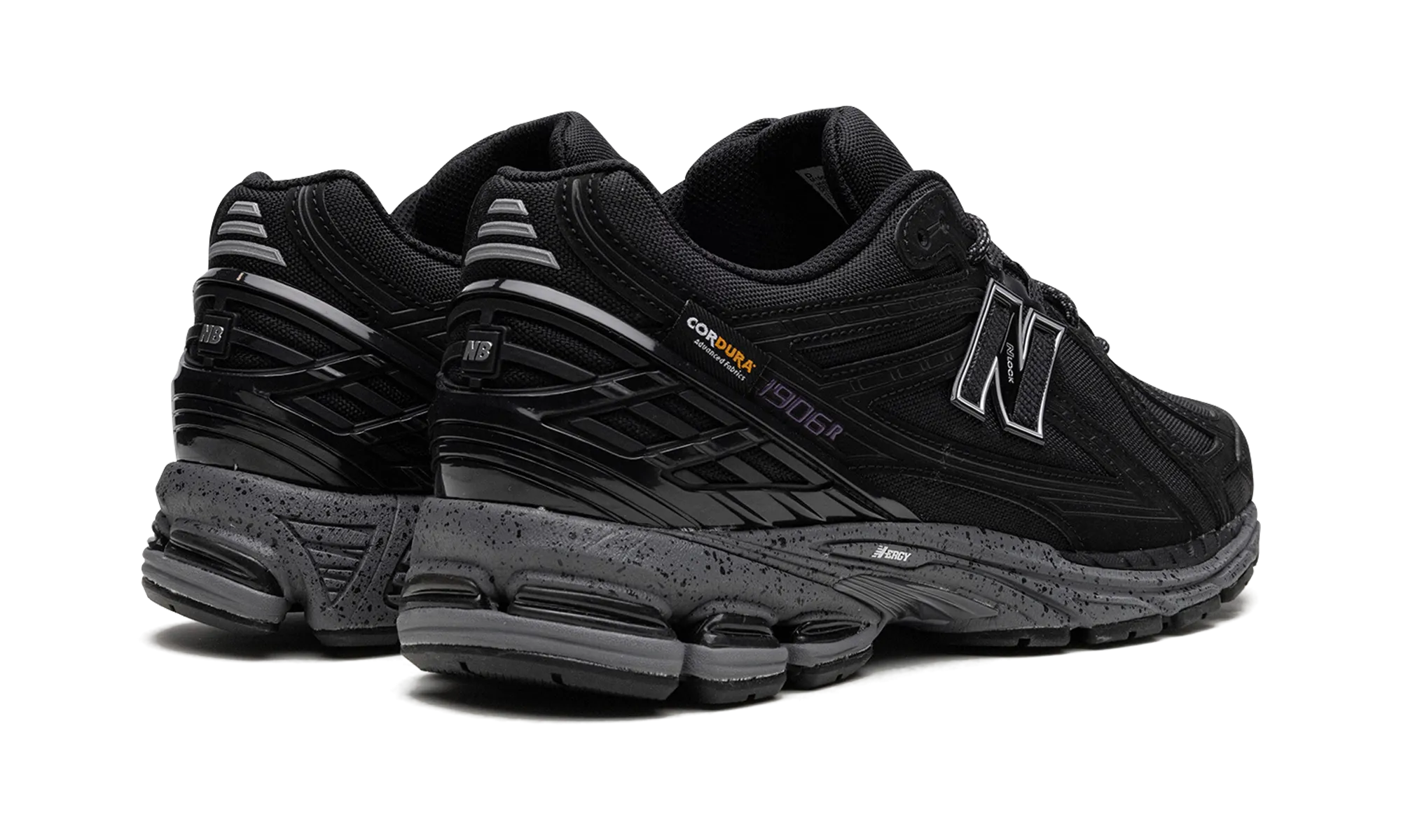 1906R "Cordura Pocket Black" Stone Hike