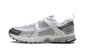 Zoom Vomero 5 "Pure Platinum" Strength training