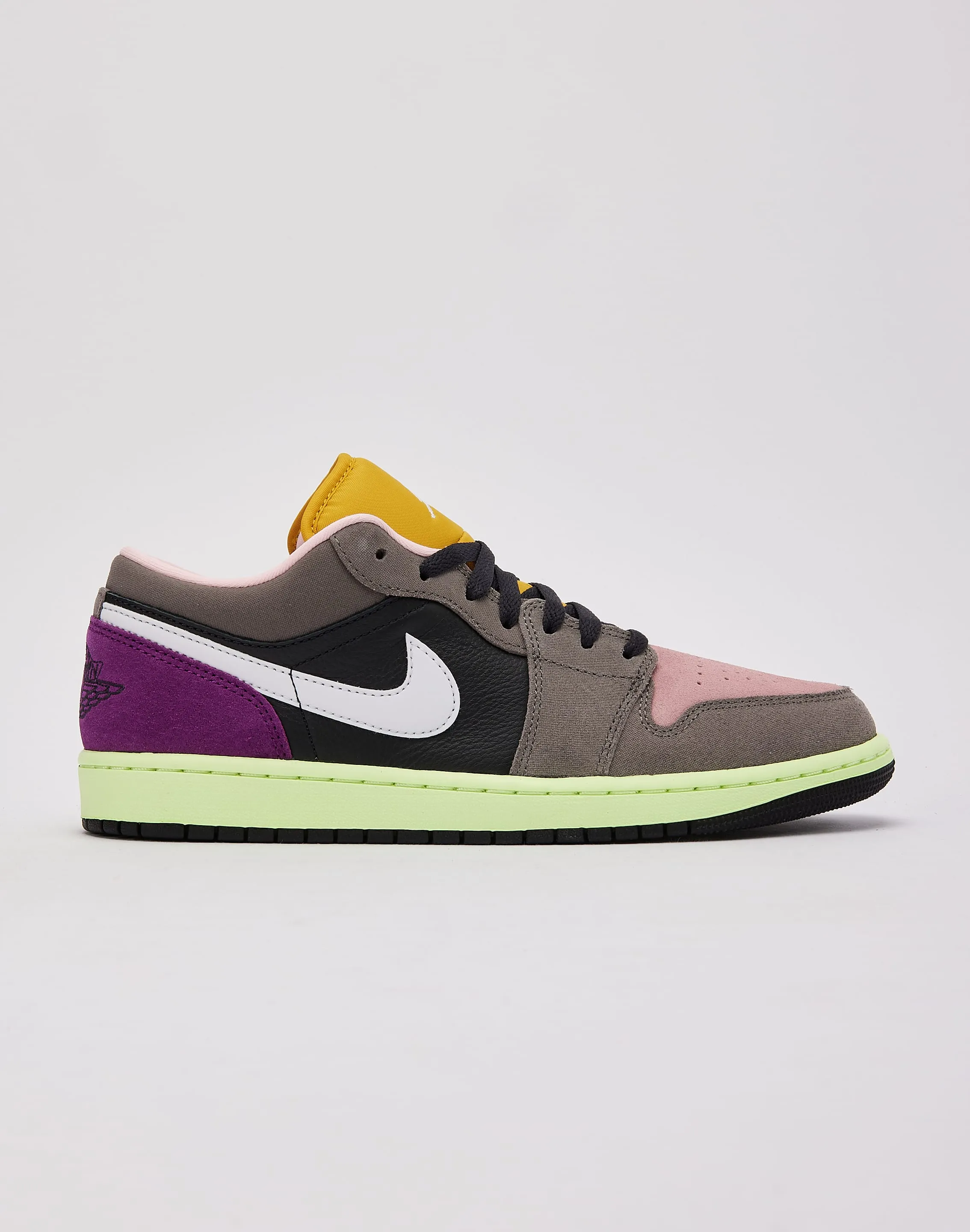 Versatile Jordan Air Jordan 1 Low SE
