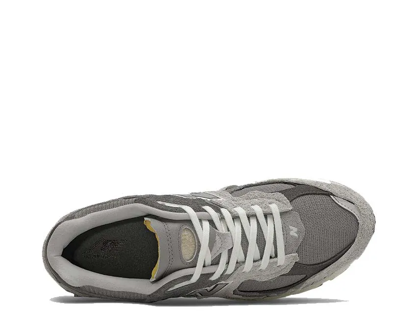 New Balance 2002R Protection Pack "Rain Cloud" Friend Jog Relaxed Days