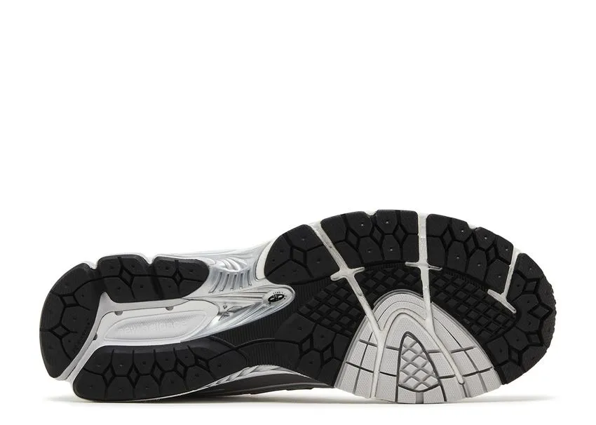 On-The-Go Cool Design New Balance 1906R White Rain Cloud Silver Metallic