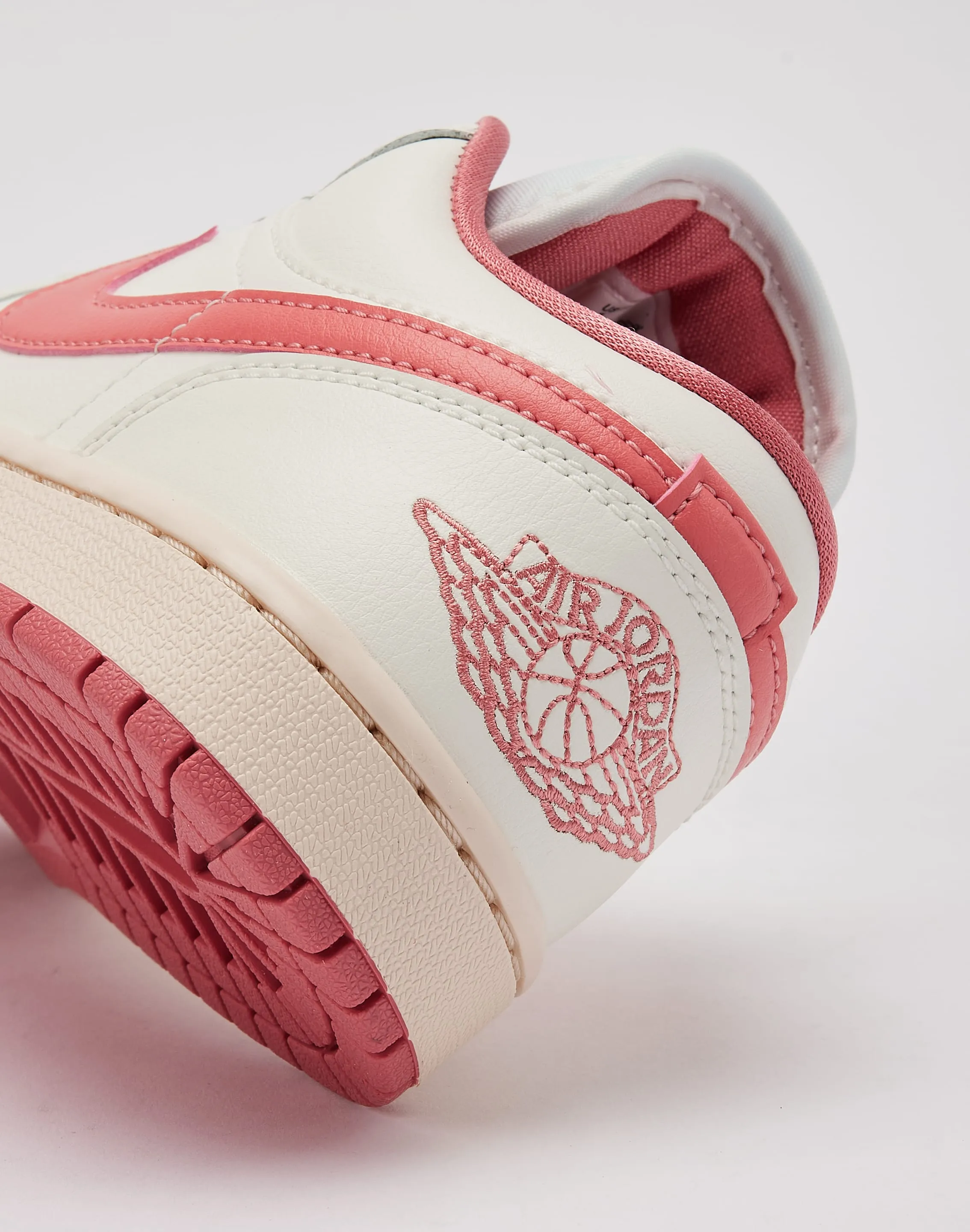 Jordan Air Jordan 1 Low Padded Tongue Outdoor Fun