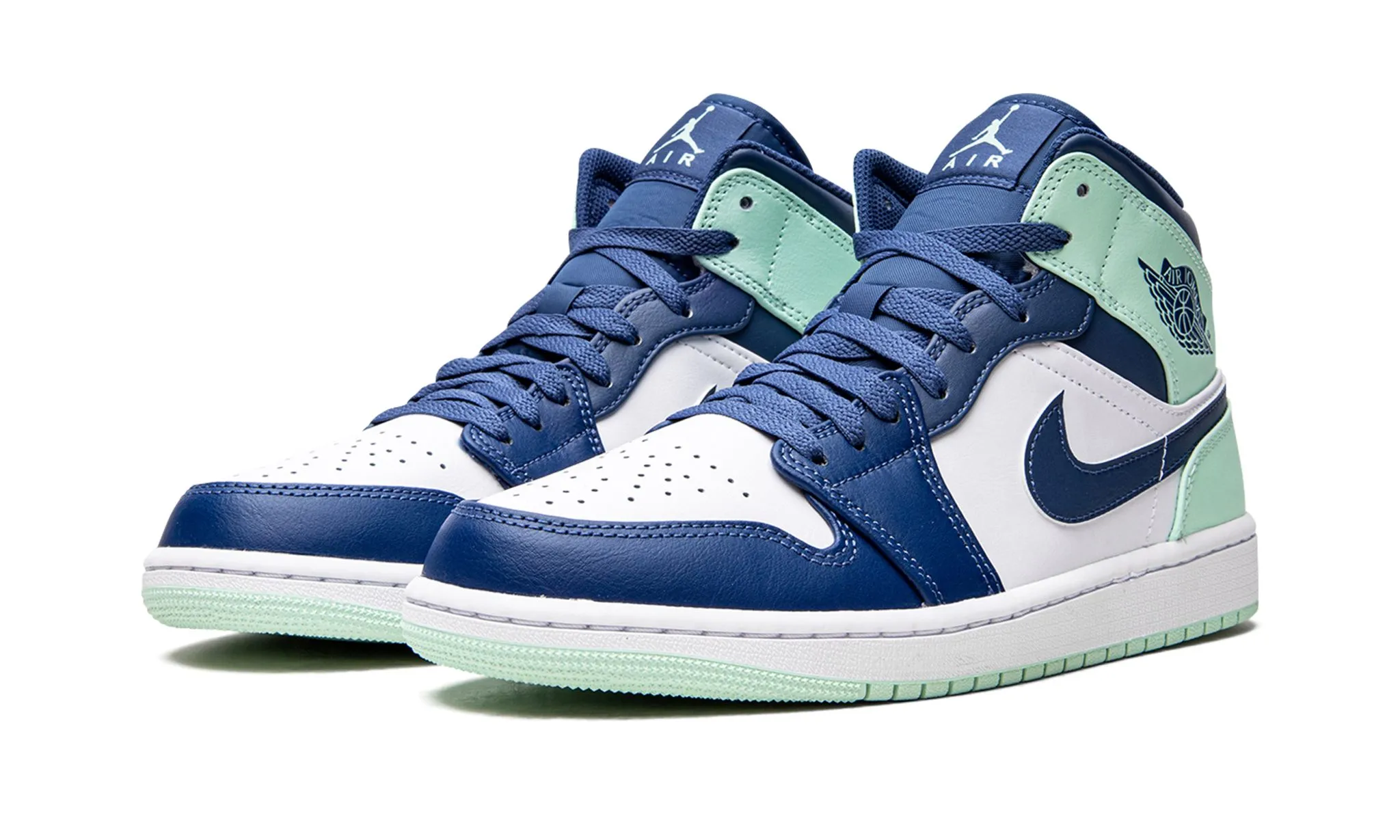 Air Jordan 1 Mid Mystic Navy Mint Foam Tidy look