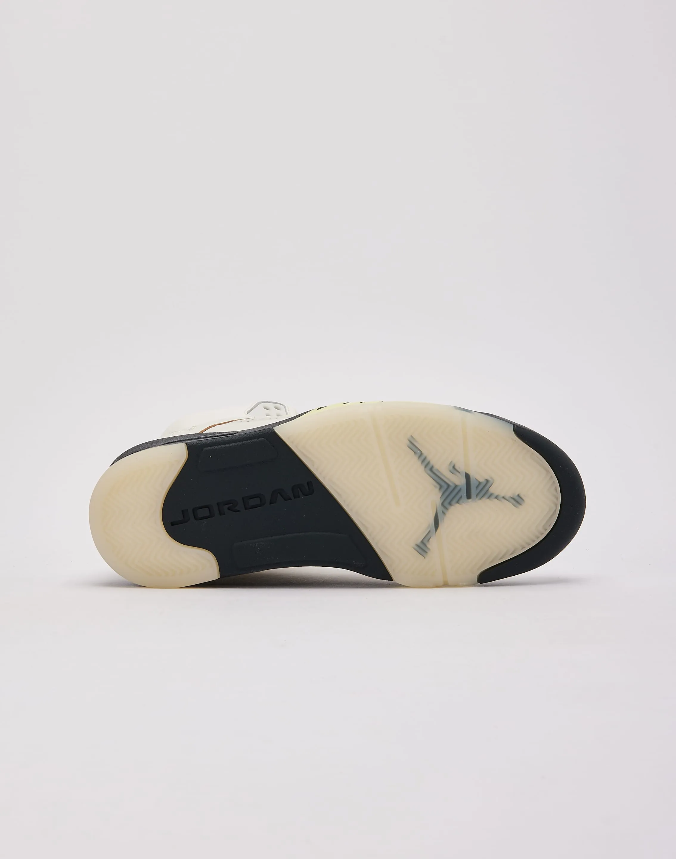 Mom Safe Fresh Tone Jordan Air Jordan 5 Retro 'Luminous Green and Sail'