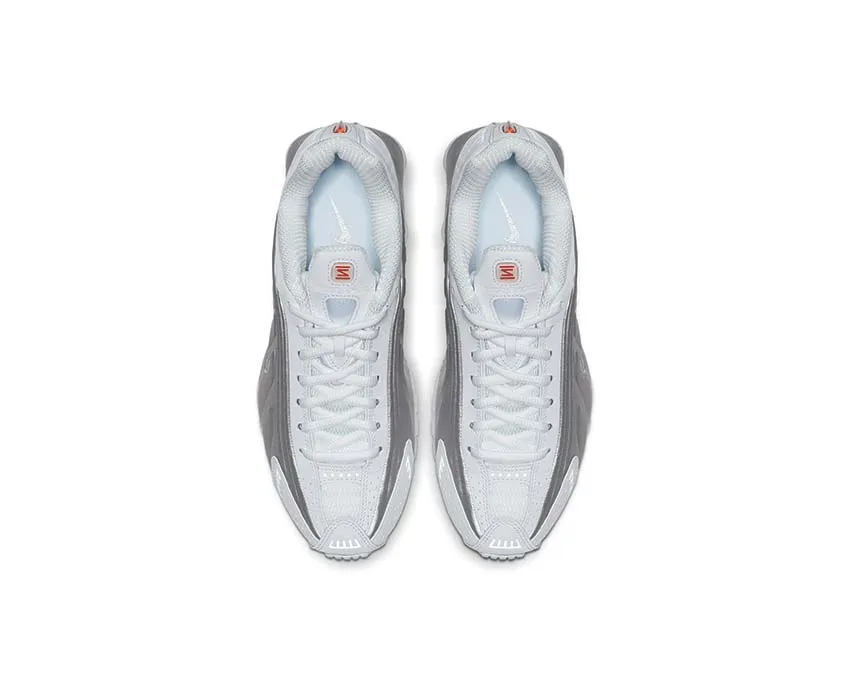 Nike Shox R4 W teenagers' style safari - themed running wear