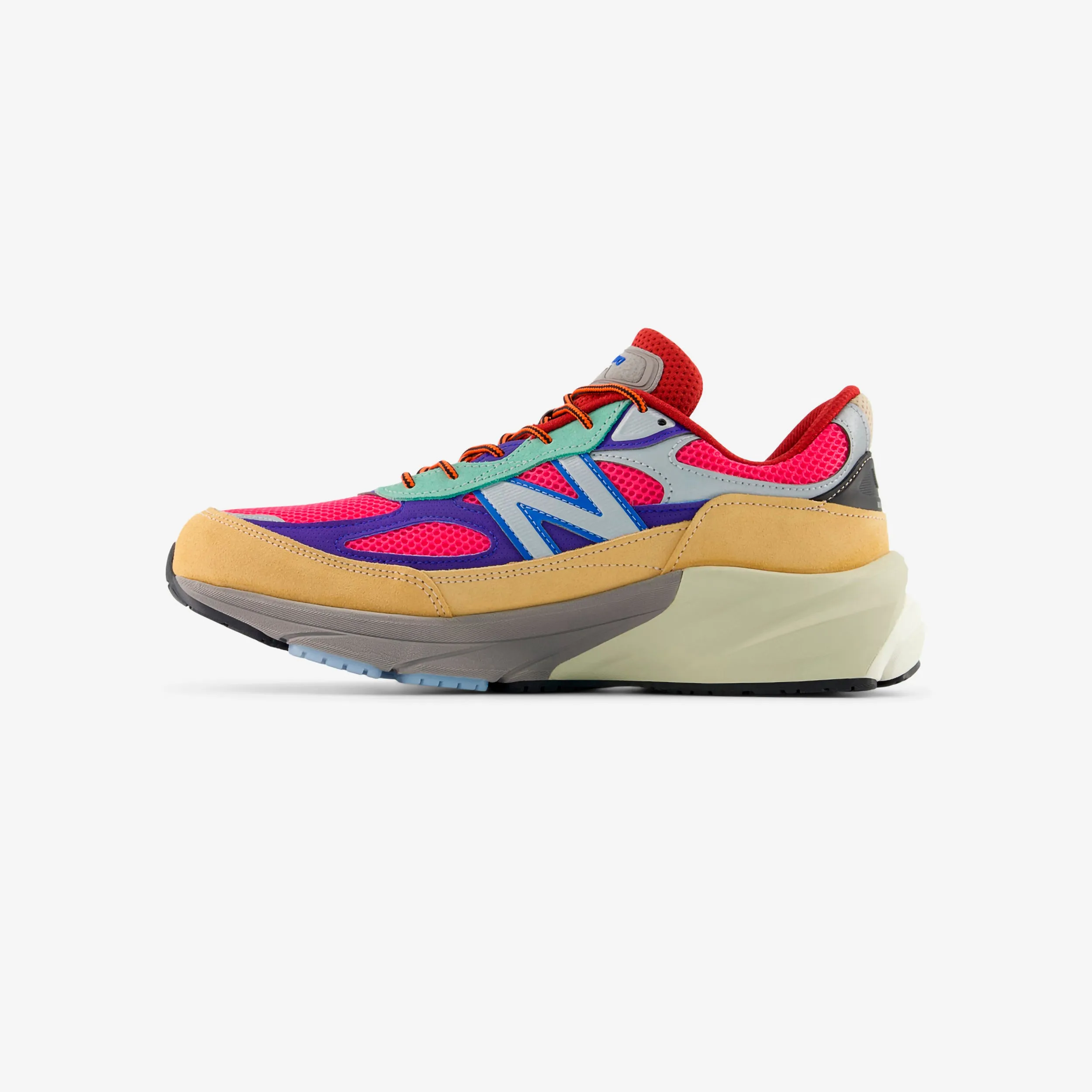 990v6 x Action Bronson Mid Top Versatile