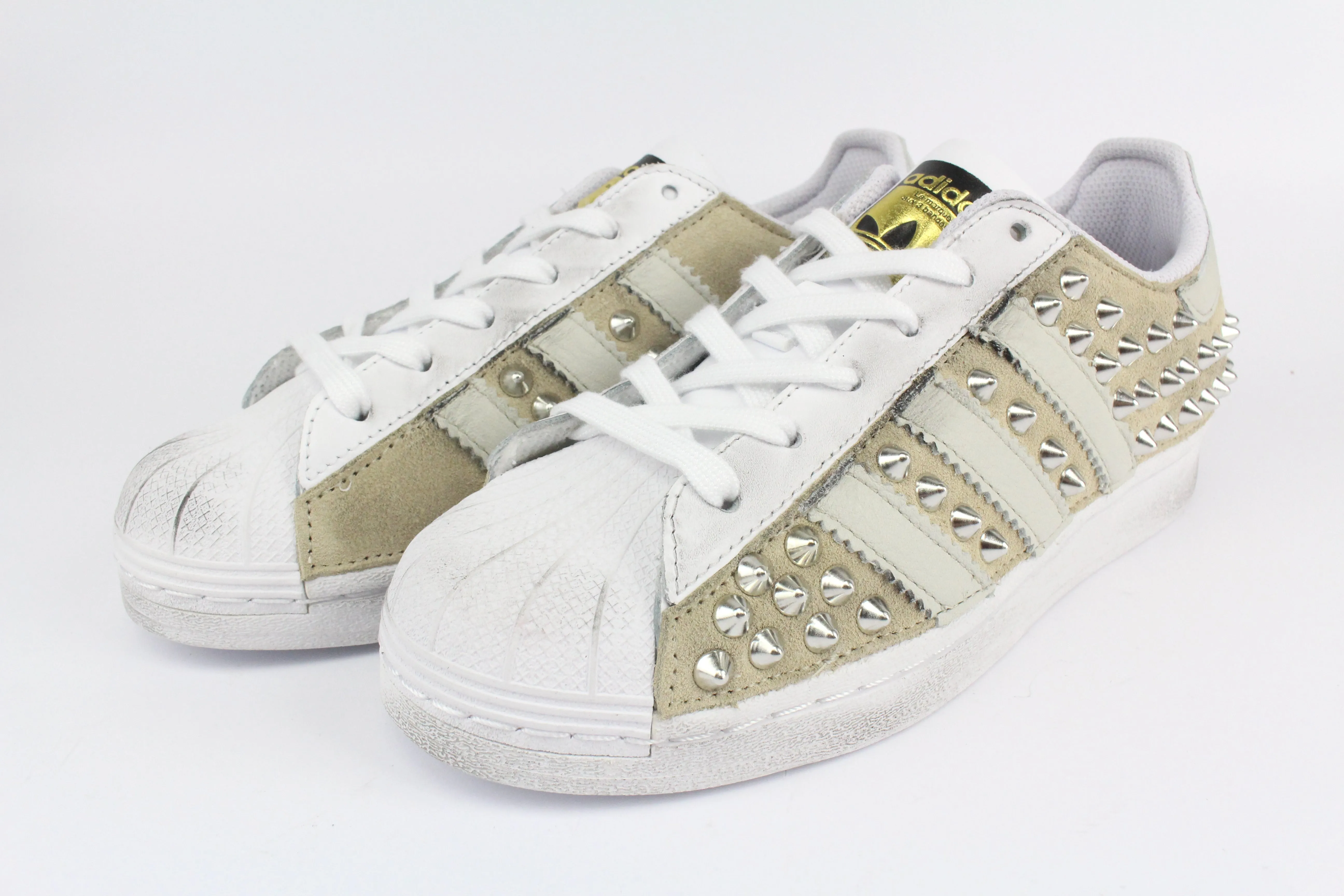 Adidas Superstar Total Camoscio & Borchie Sleek Detail Balanced Walk
