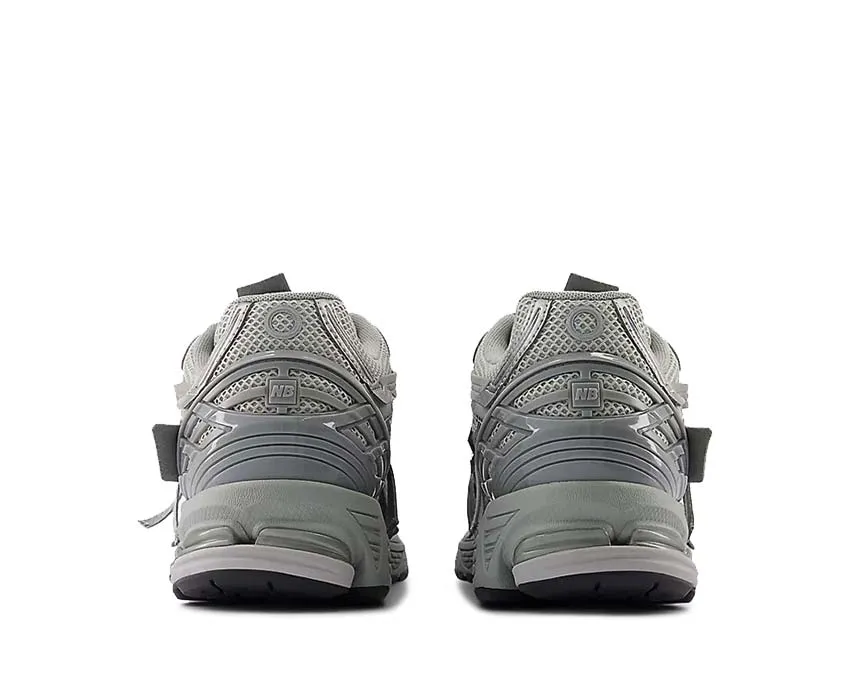 Travel Must New Balance 1906AG