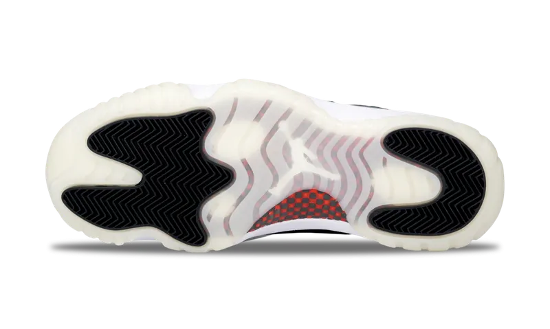 Airport Walk nike Air Jordan 11 Retro Low '72-10'