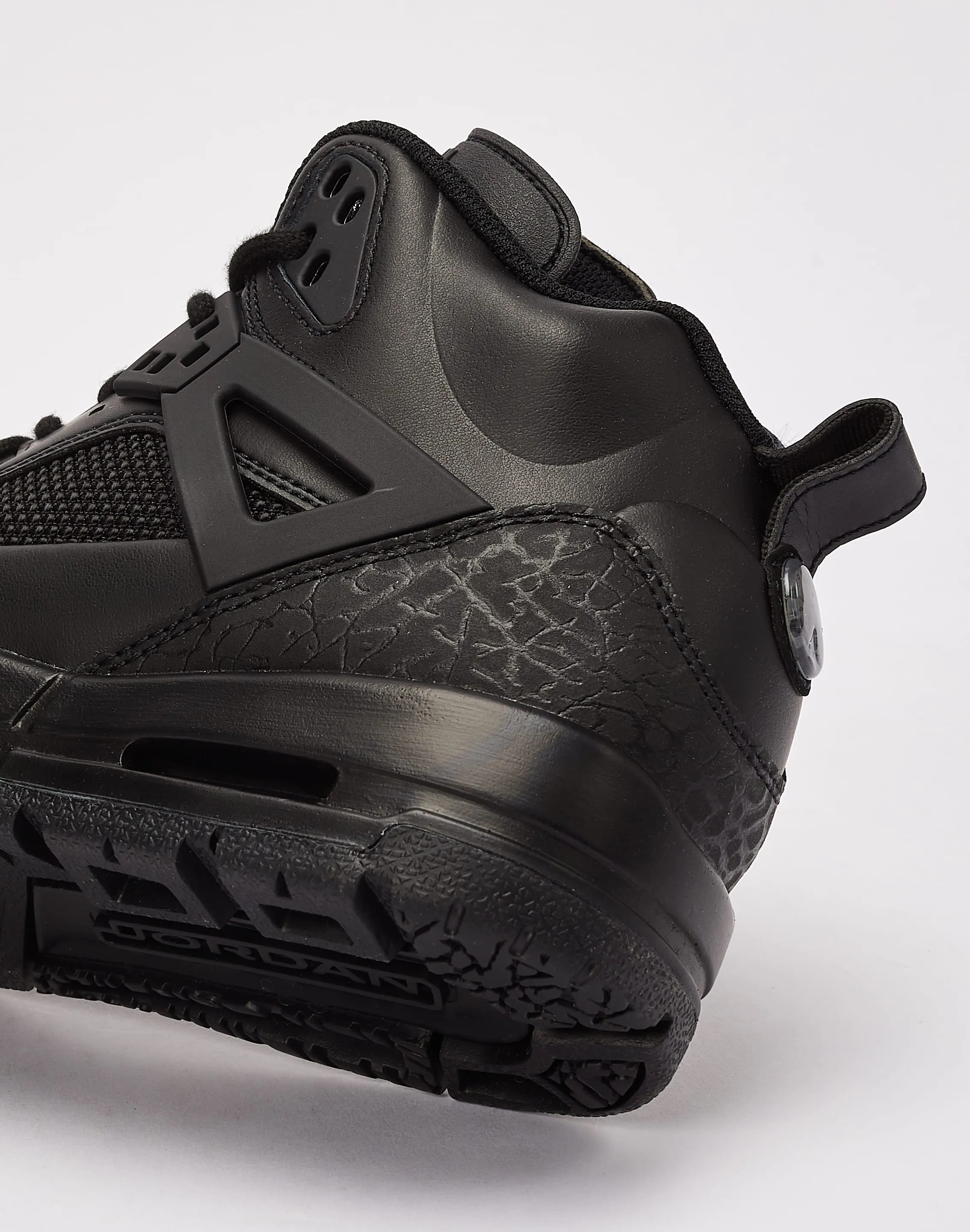 Court Fast Jordan Spizike Winterized Grade-School