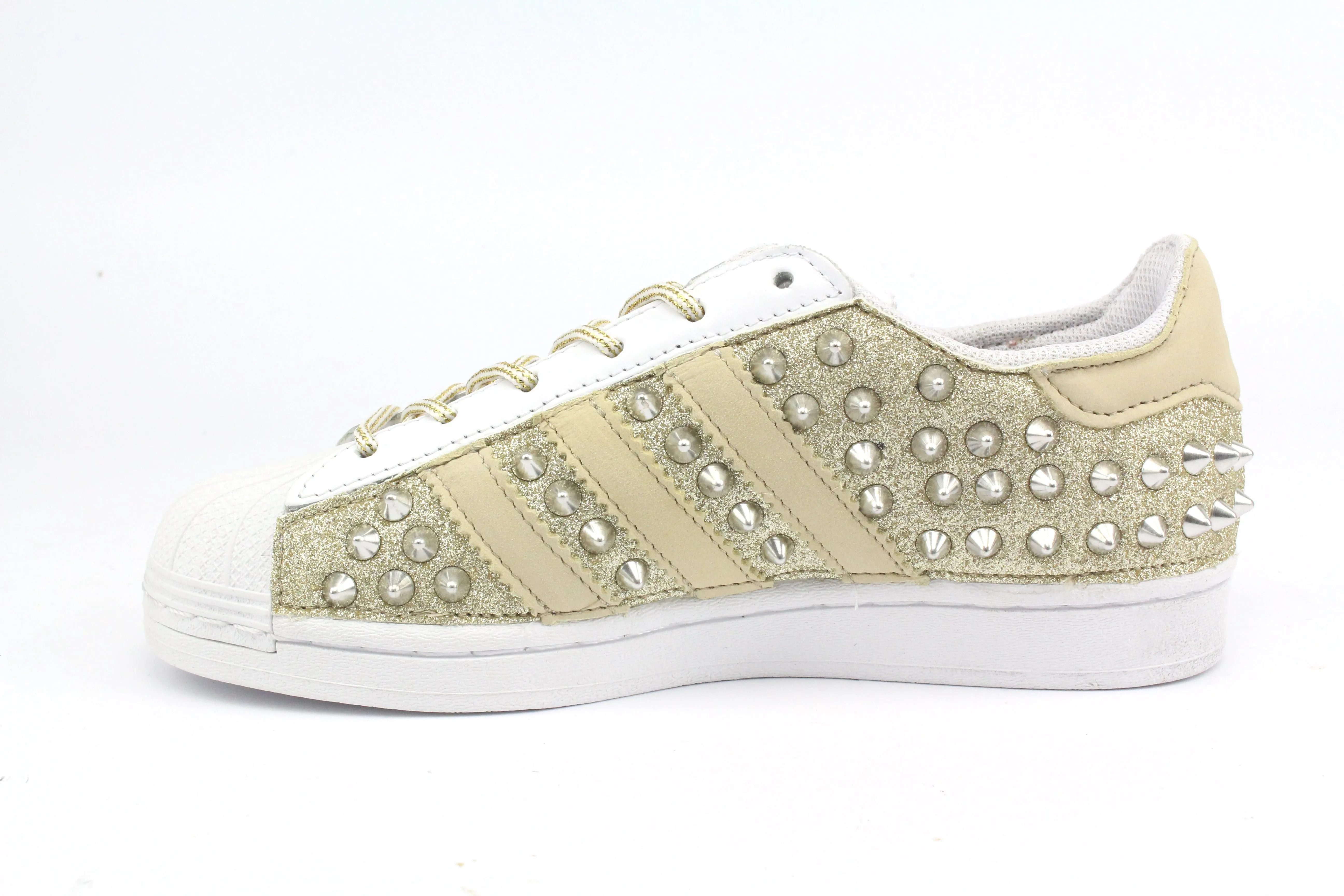Wear Daily Simple Lines Adidas Superstar Glitter Crema & borchie