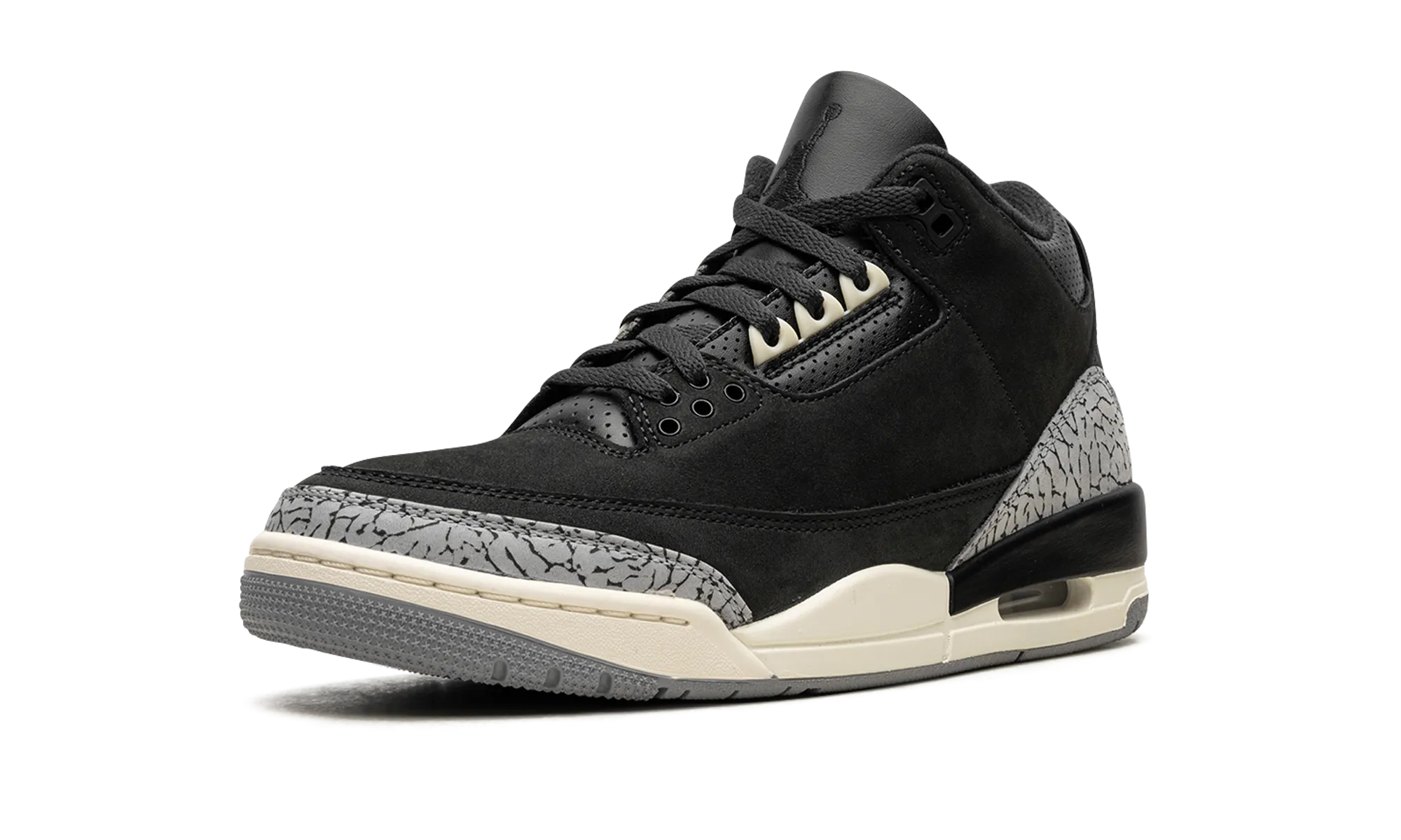 AIR JORDAN 3 WMNS "Off Noir" Urban Fit Fast pace