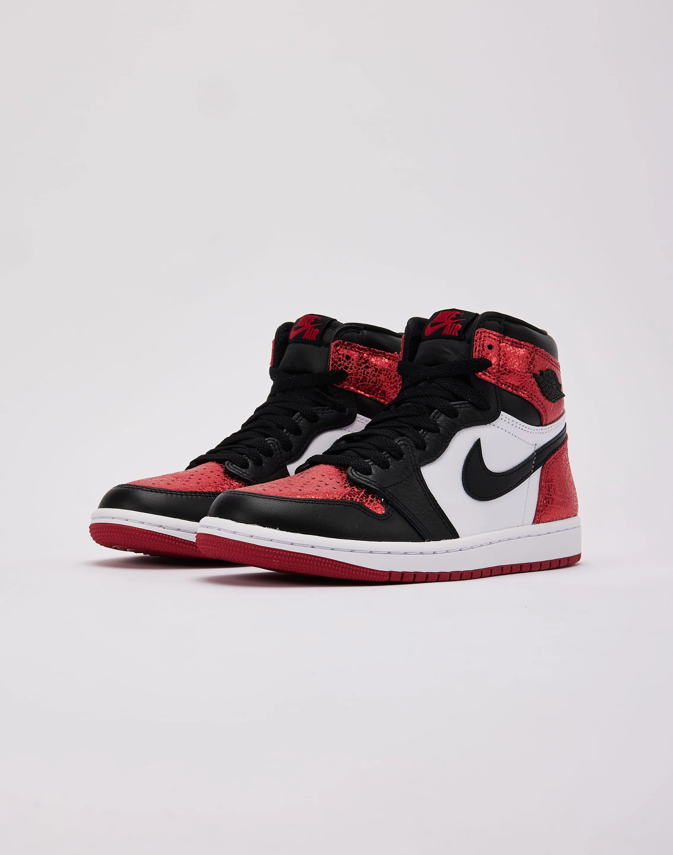 Jordan Air Jordan 1 Retro High OG 'Ruby' Street Glow