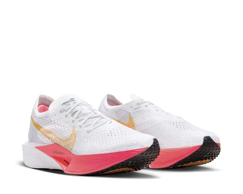 tennis shoes running in hilly terrain shoes Nike ZoomX Vaporfly Next 3% W