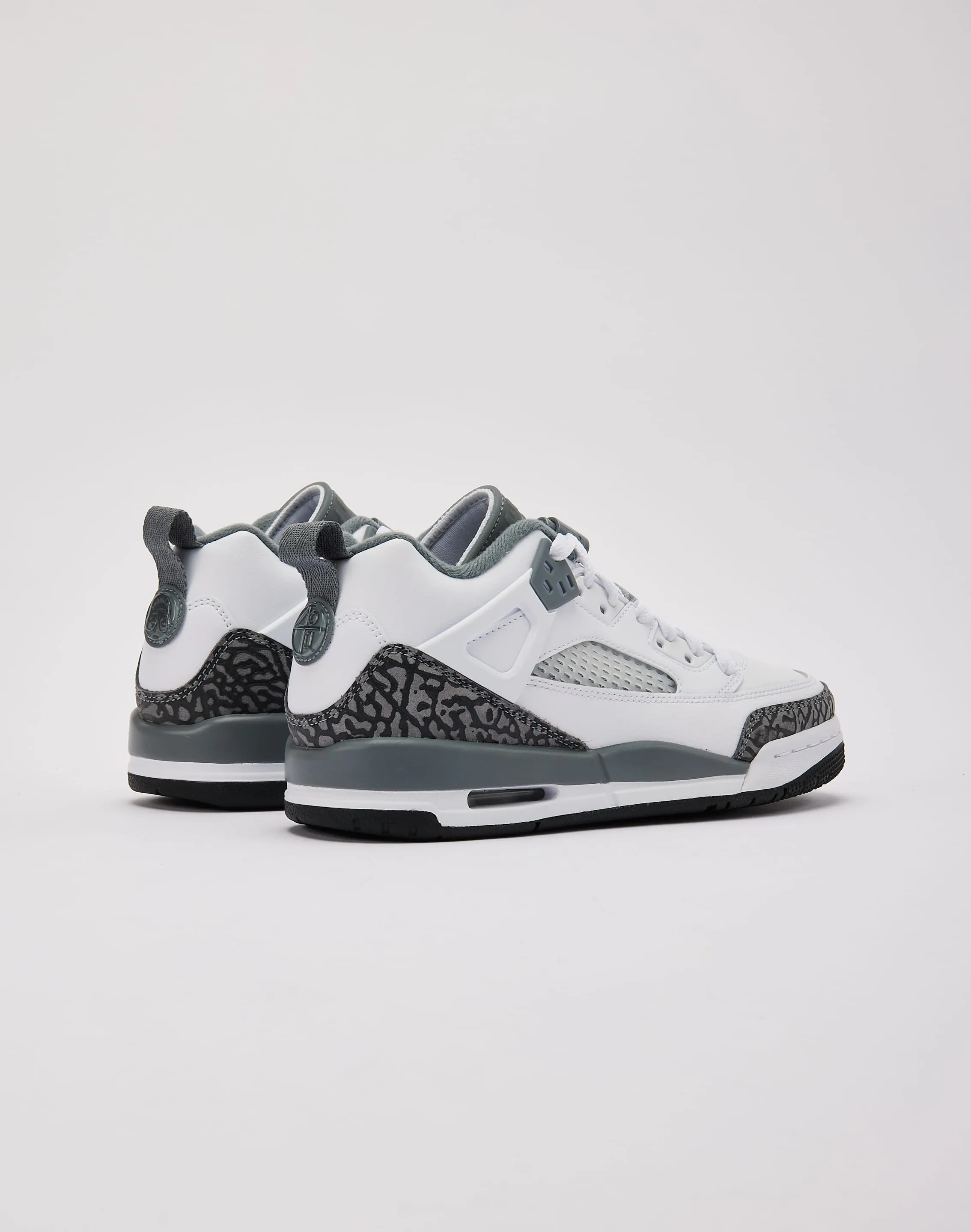 Jordan Spizike Low Grade-School Leg Slim