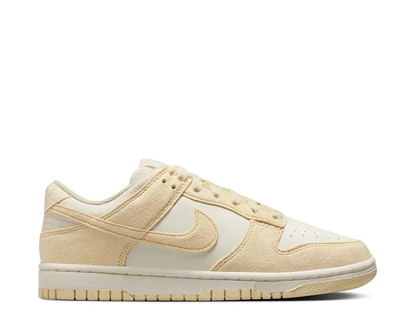 Nike Dunk Low "Pale Ivory" Pause Step