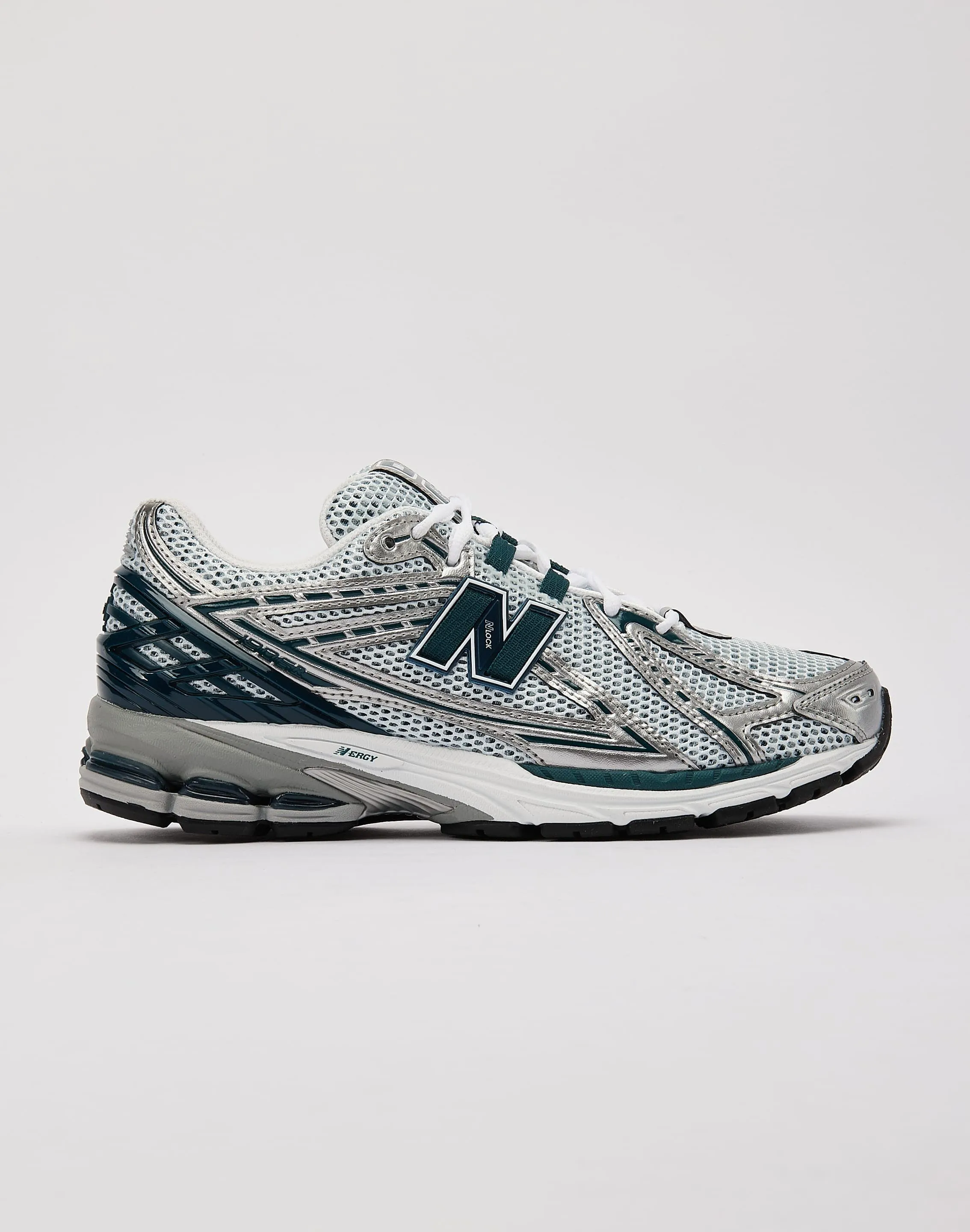 New Balance 1906R Hassle free